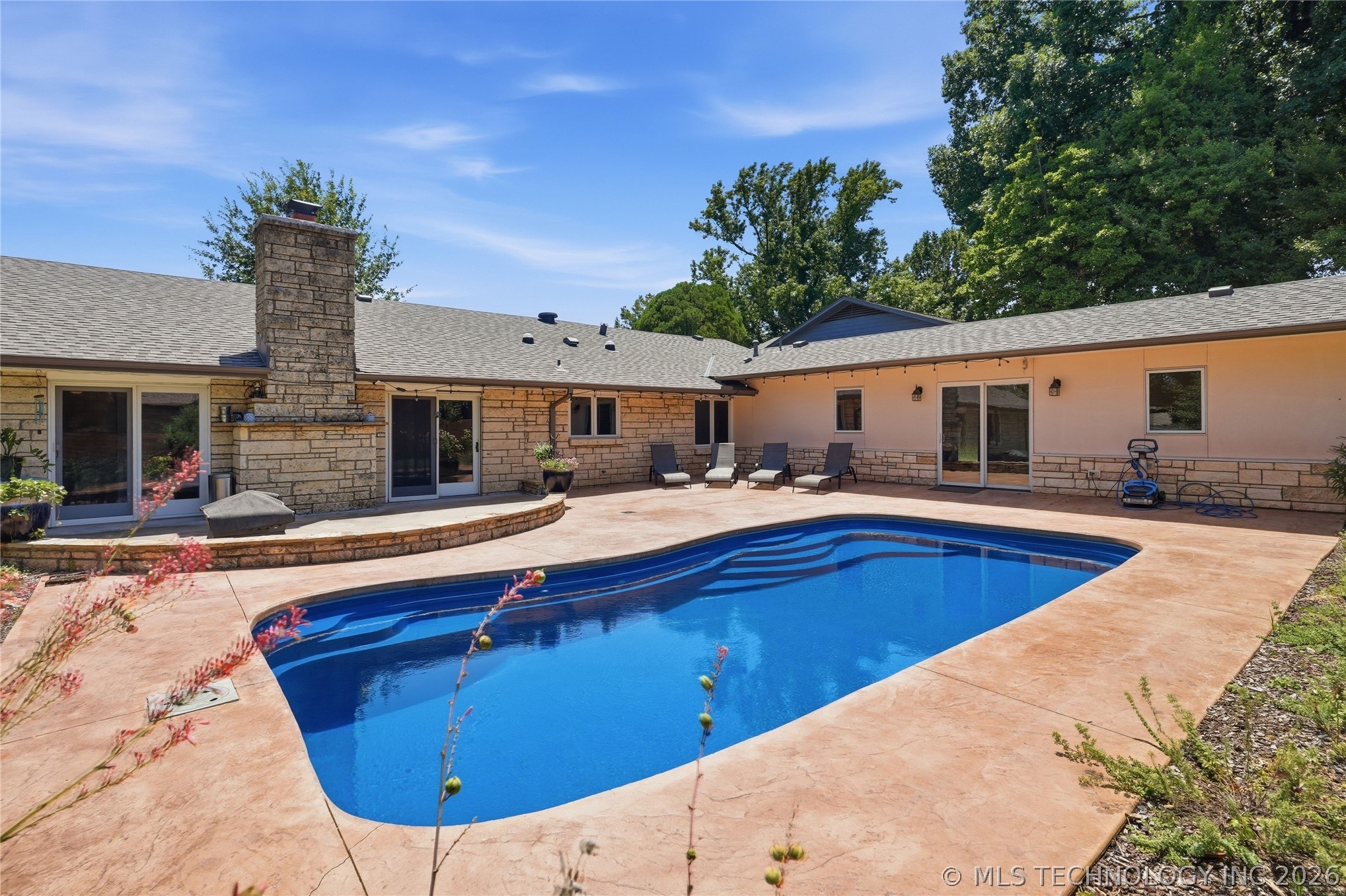 2853 E 35th Place Tulsa OK 74105