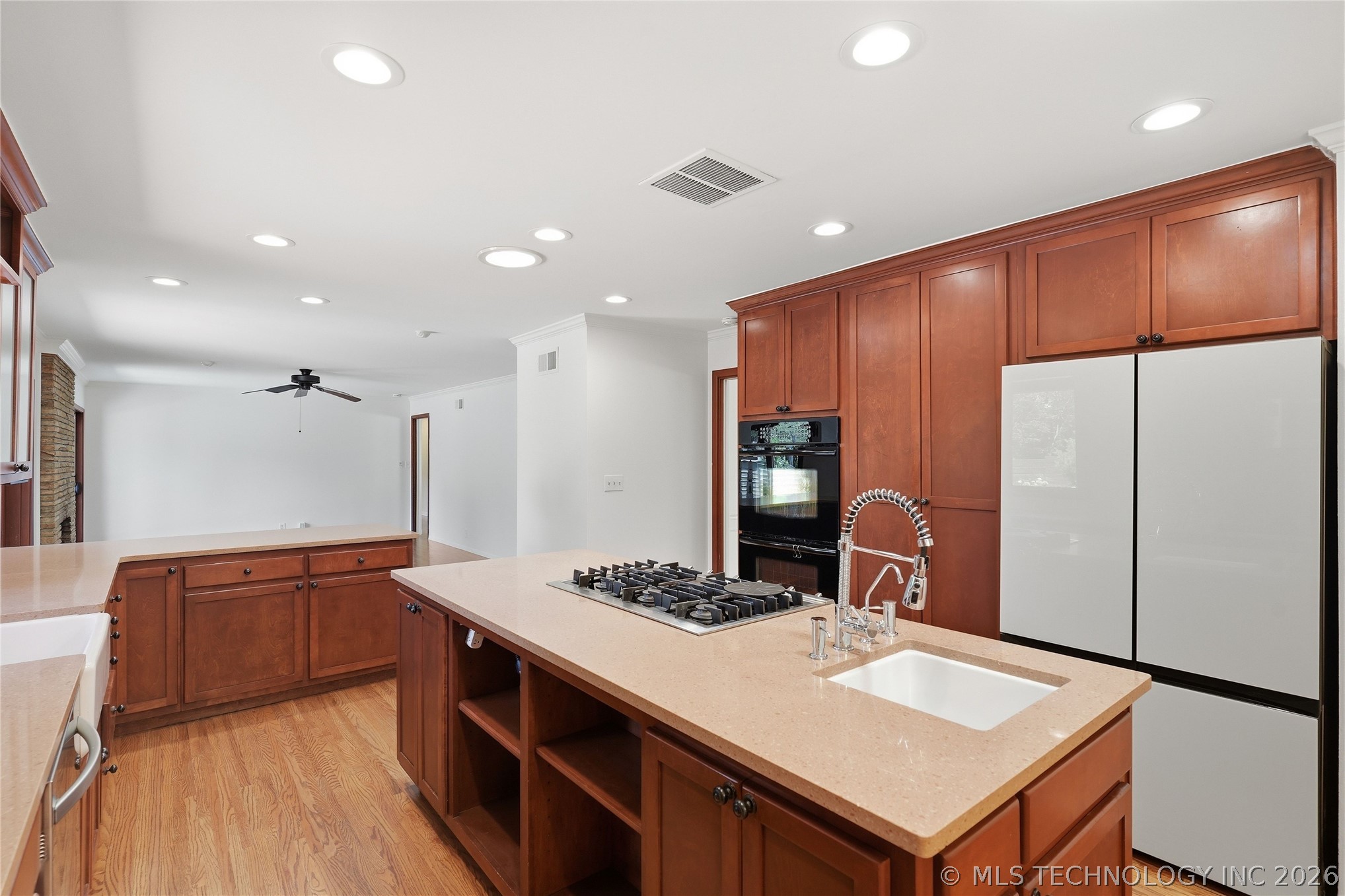 2853 E 35th Place Tulsa OK 74105