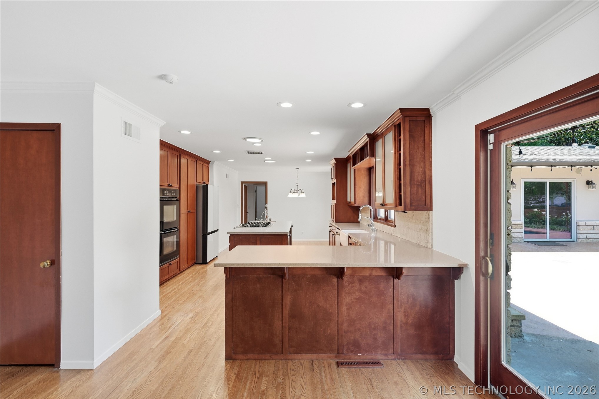 2853 E 35th Place Tulsa OK 74105