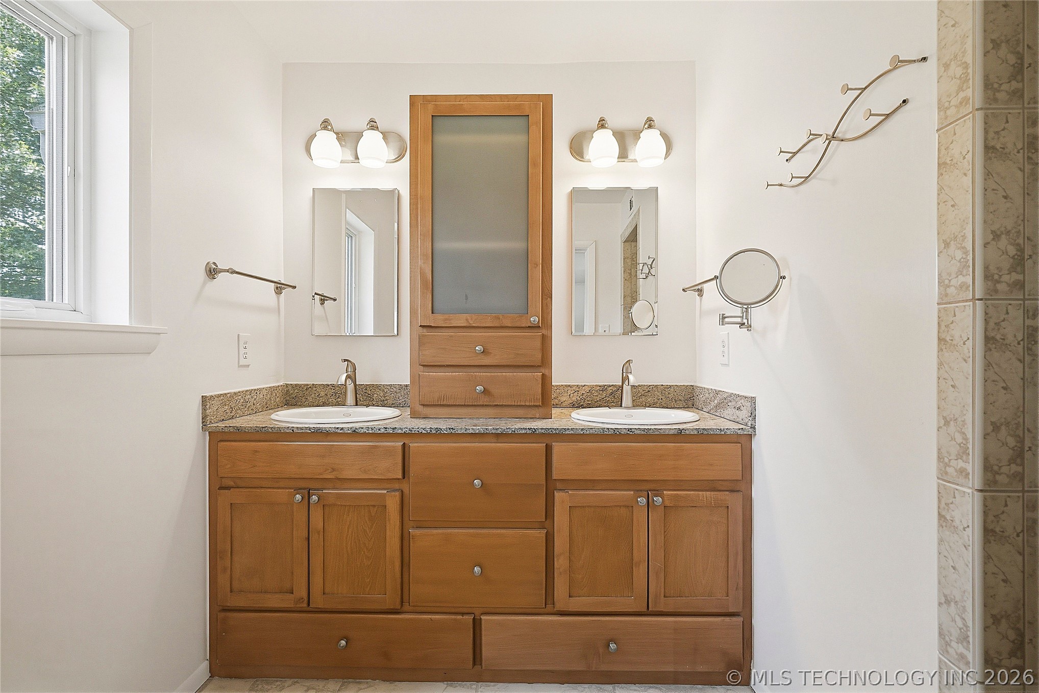 2853 E 35th Place Tulsa OK 74105