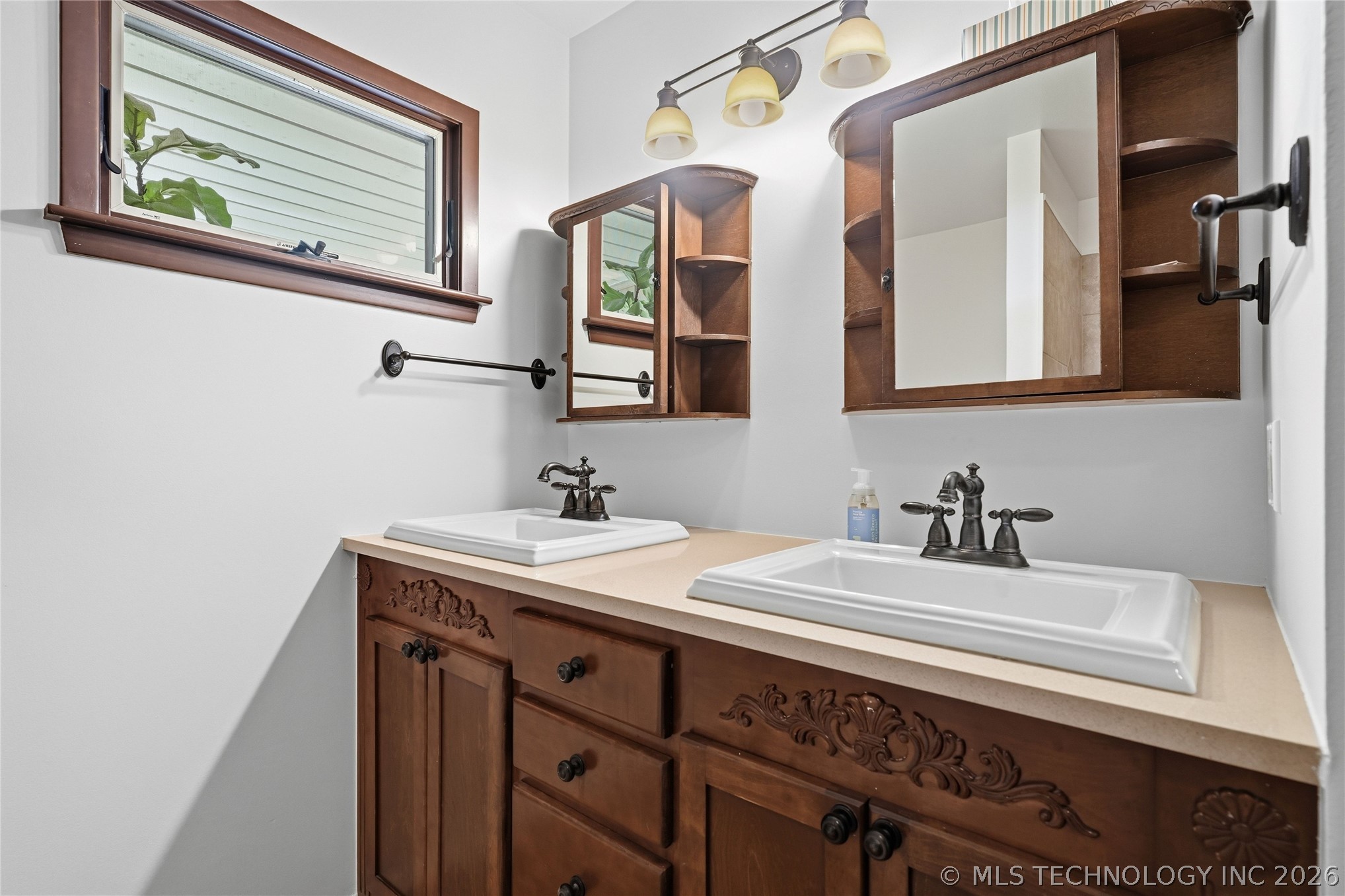 2853 E 35th Place Tulsa OK 74105
