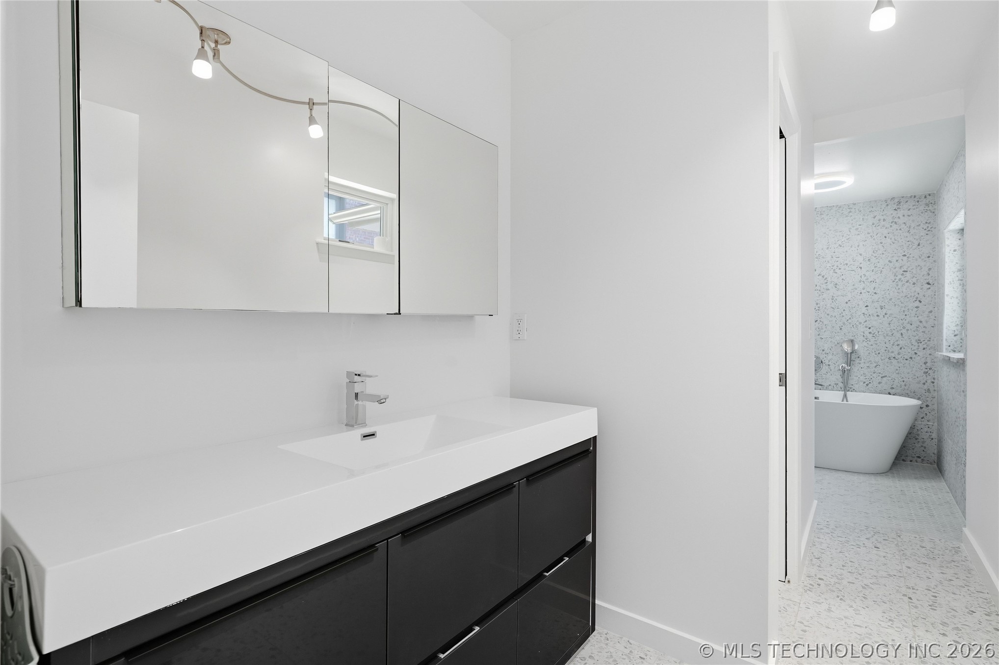 2853 E 35th Place Tulsa OK 74105
