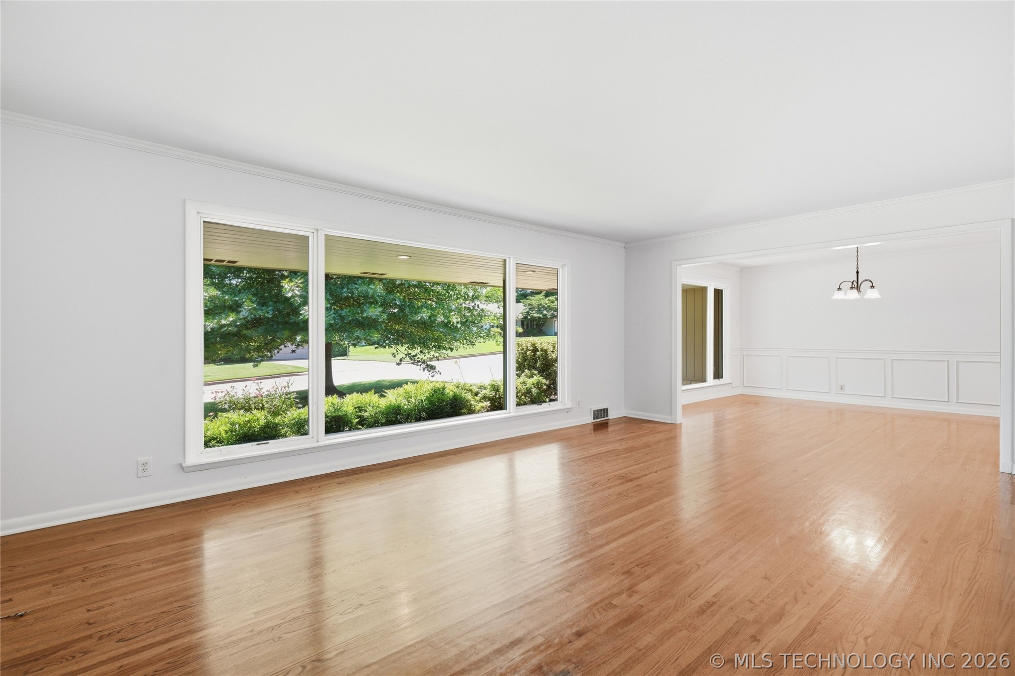2853 E 35th Place Tulsa OK 74105