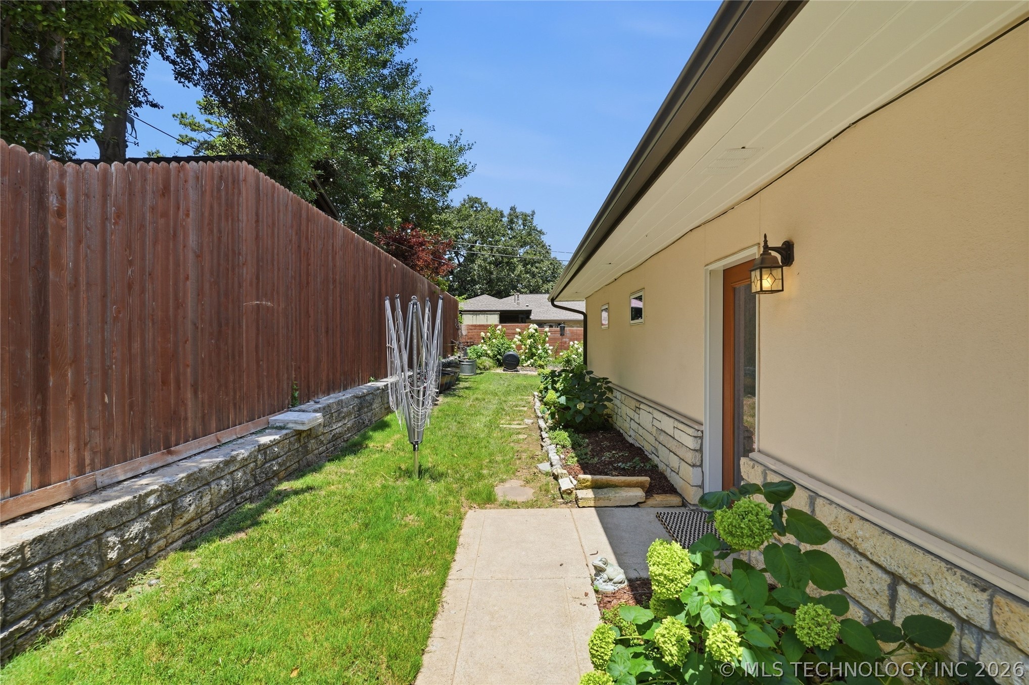2853 E 35th Place Tulsa OK 74105