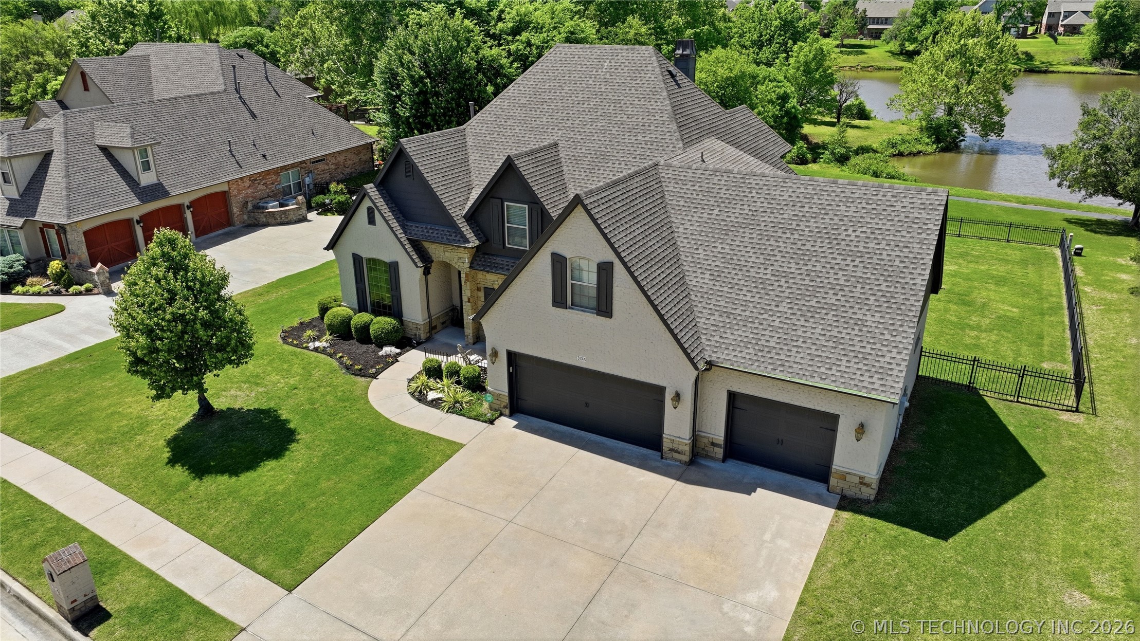 304 S 76th Street Broken Arrow OK 74014