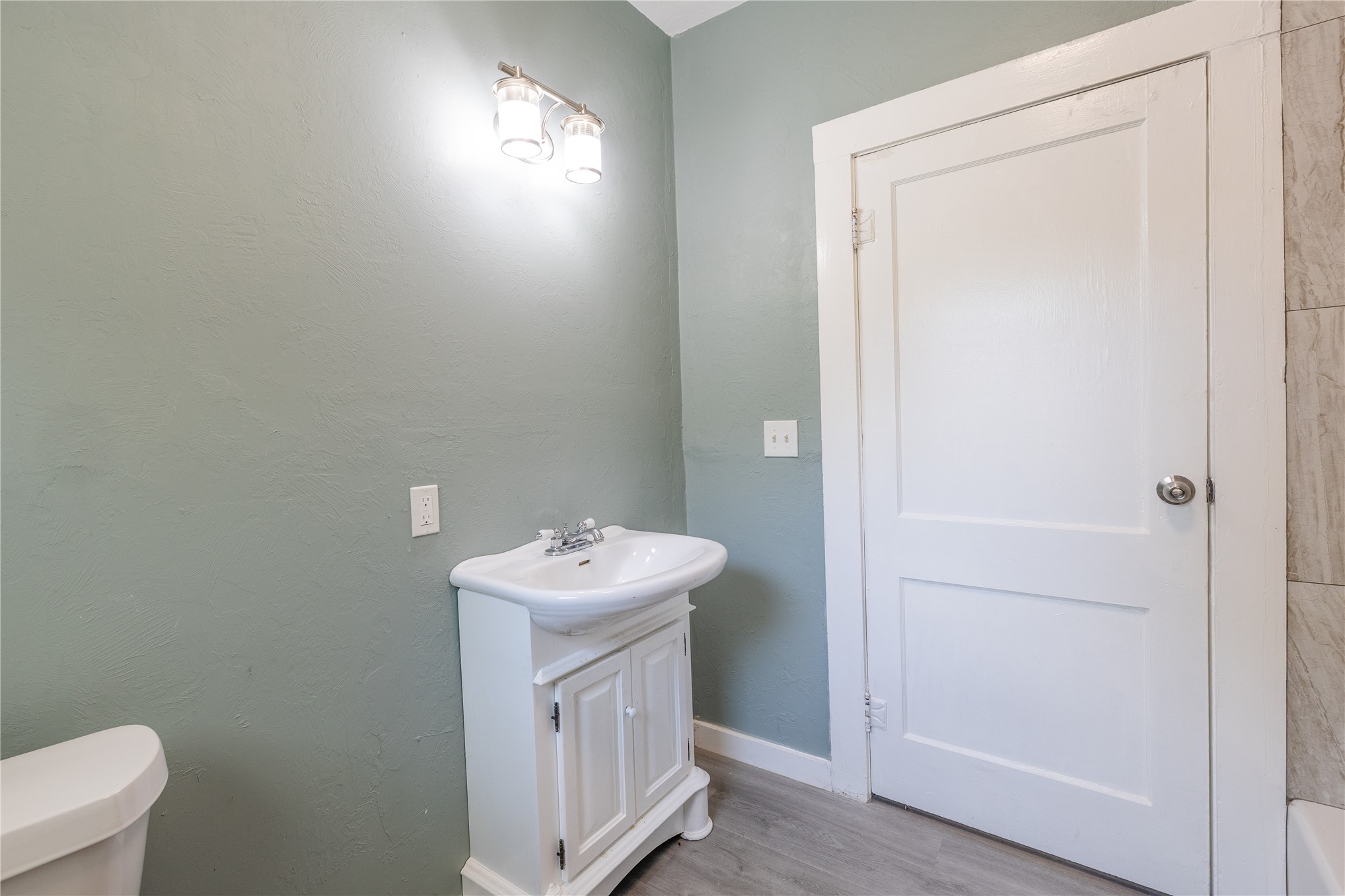325 N Cherry Ada OK 74820