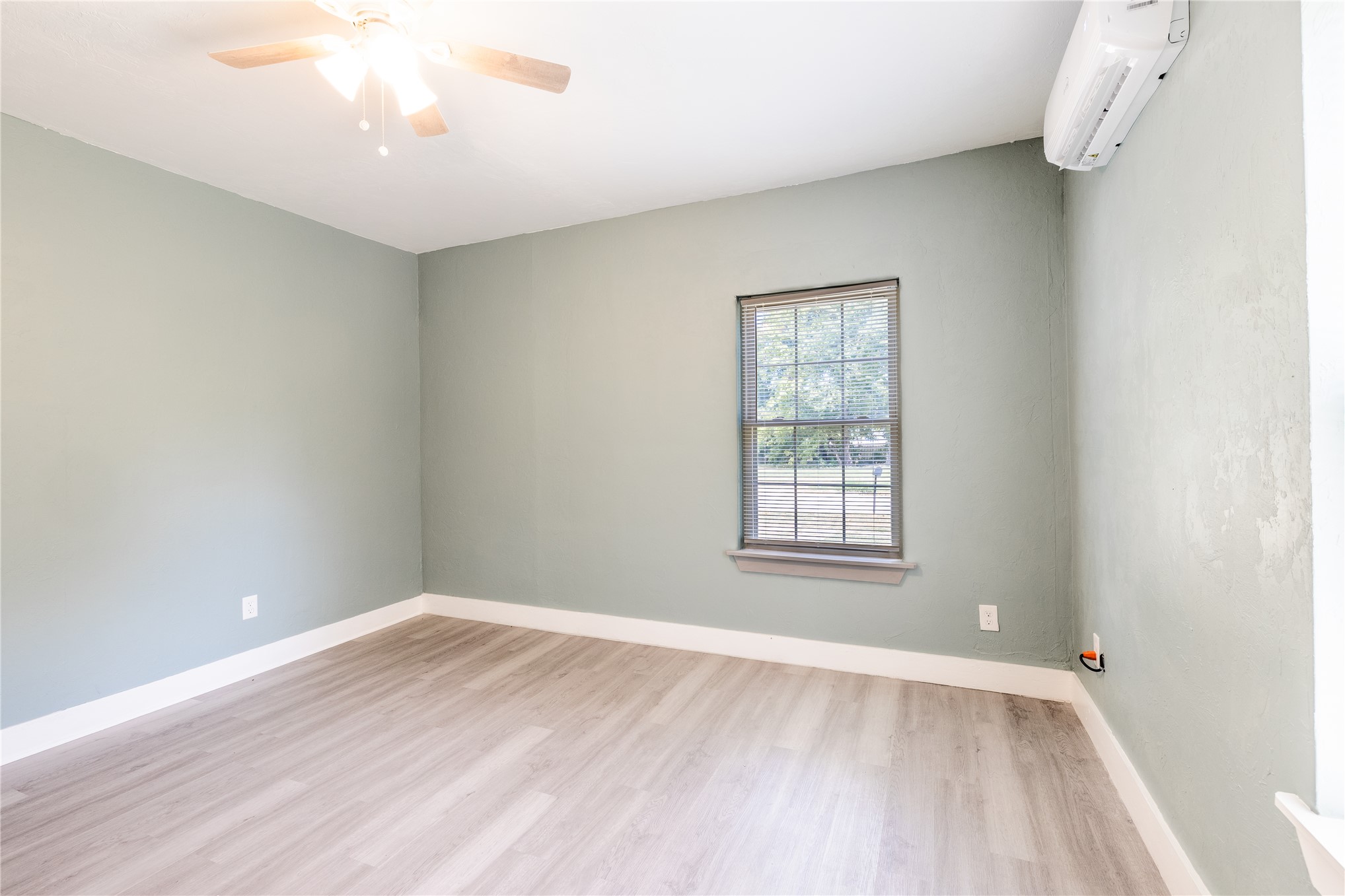 325 N Cherry Ada OK 74820