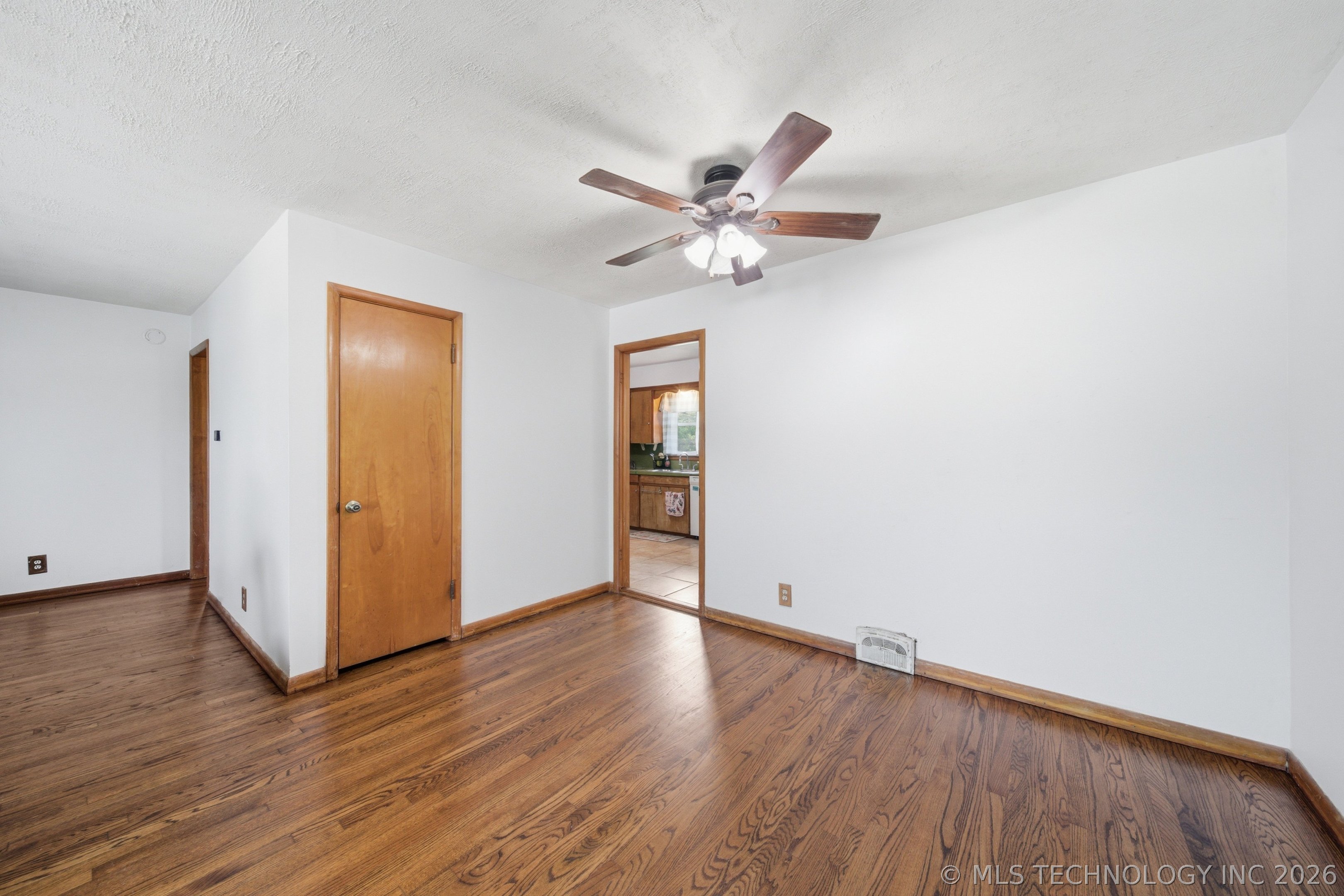 318 N 18th Street Collinsville OK 74021