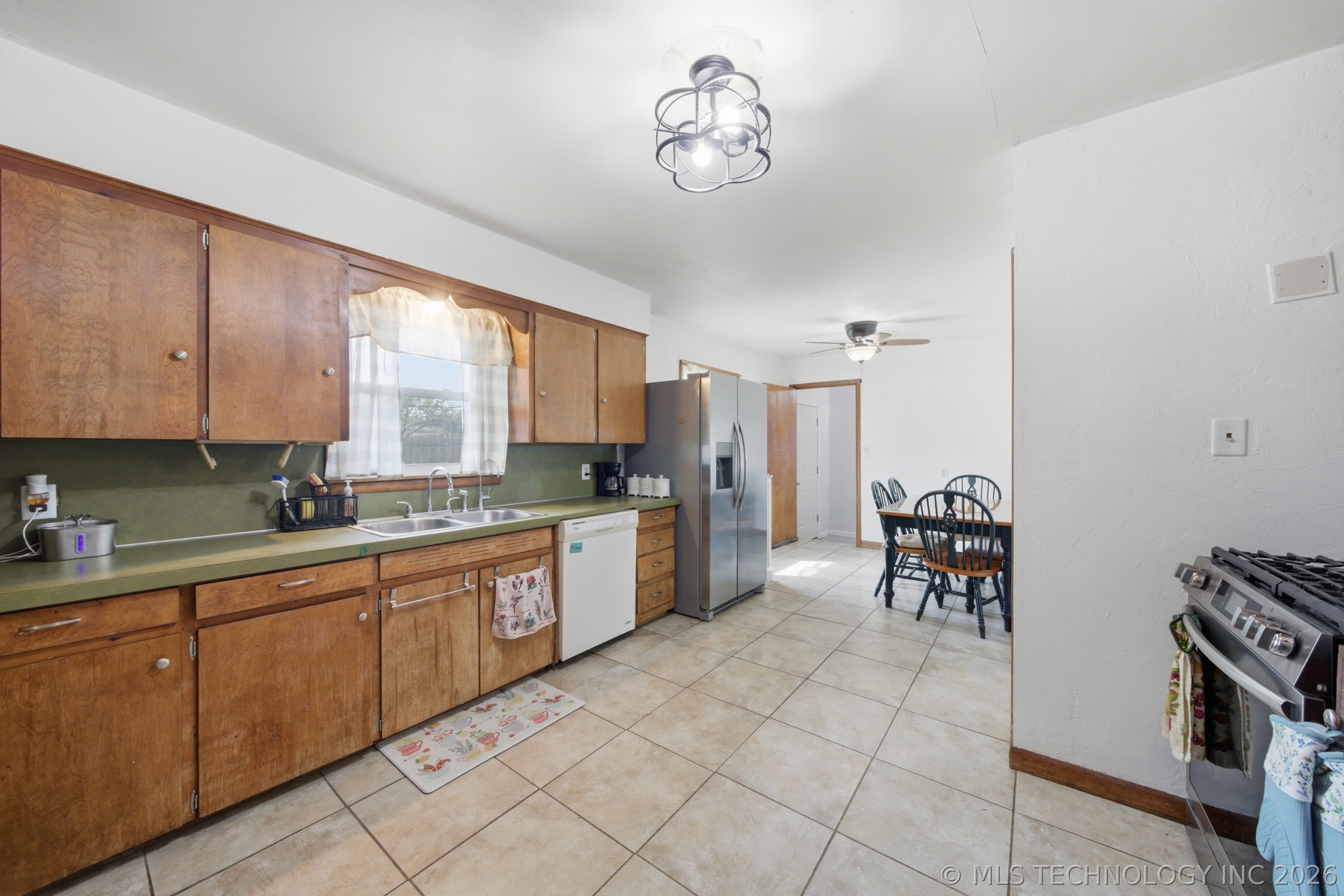 318 N 18th Street Collinsville OK 74021