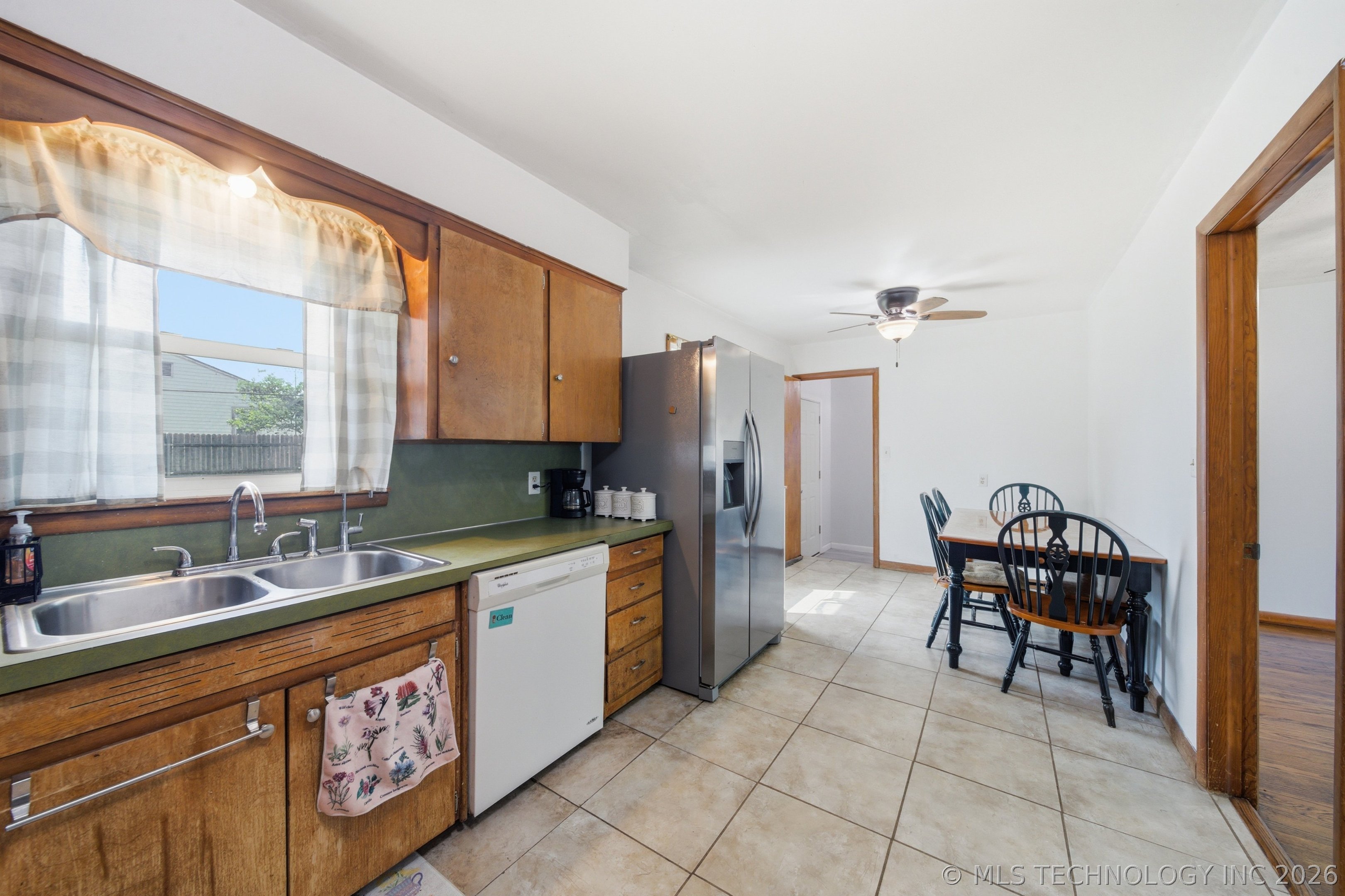 318 N 18th Street Collinsville OK 74021