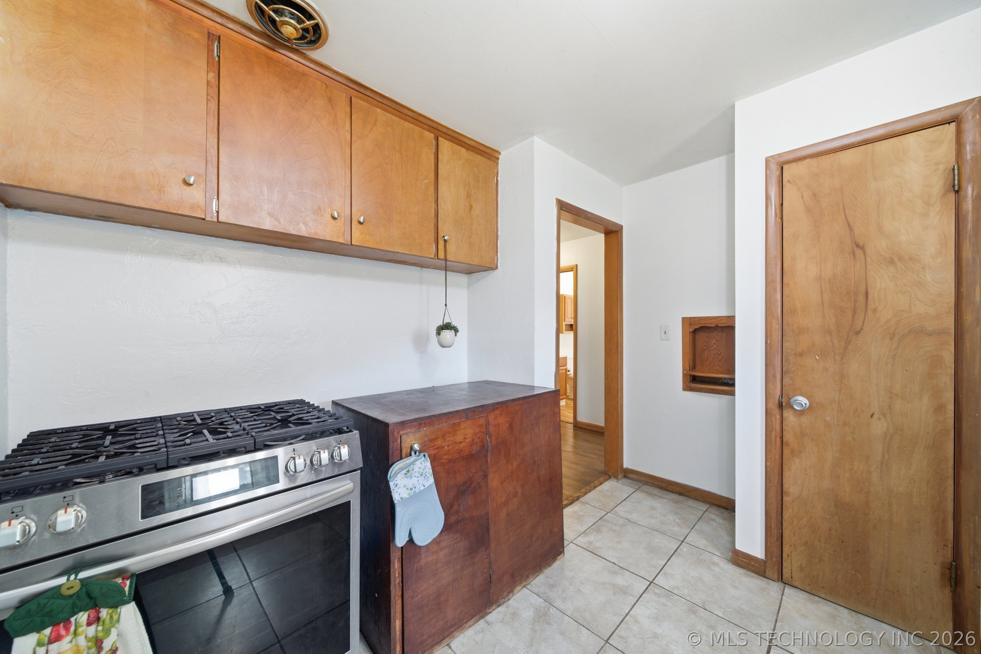 318 N 18th Street Collinsville OK 74021