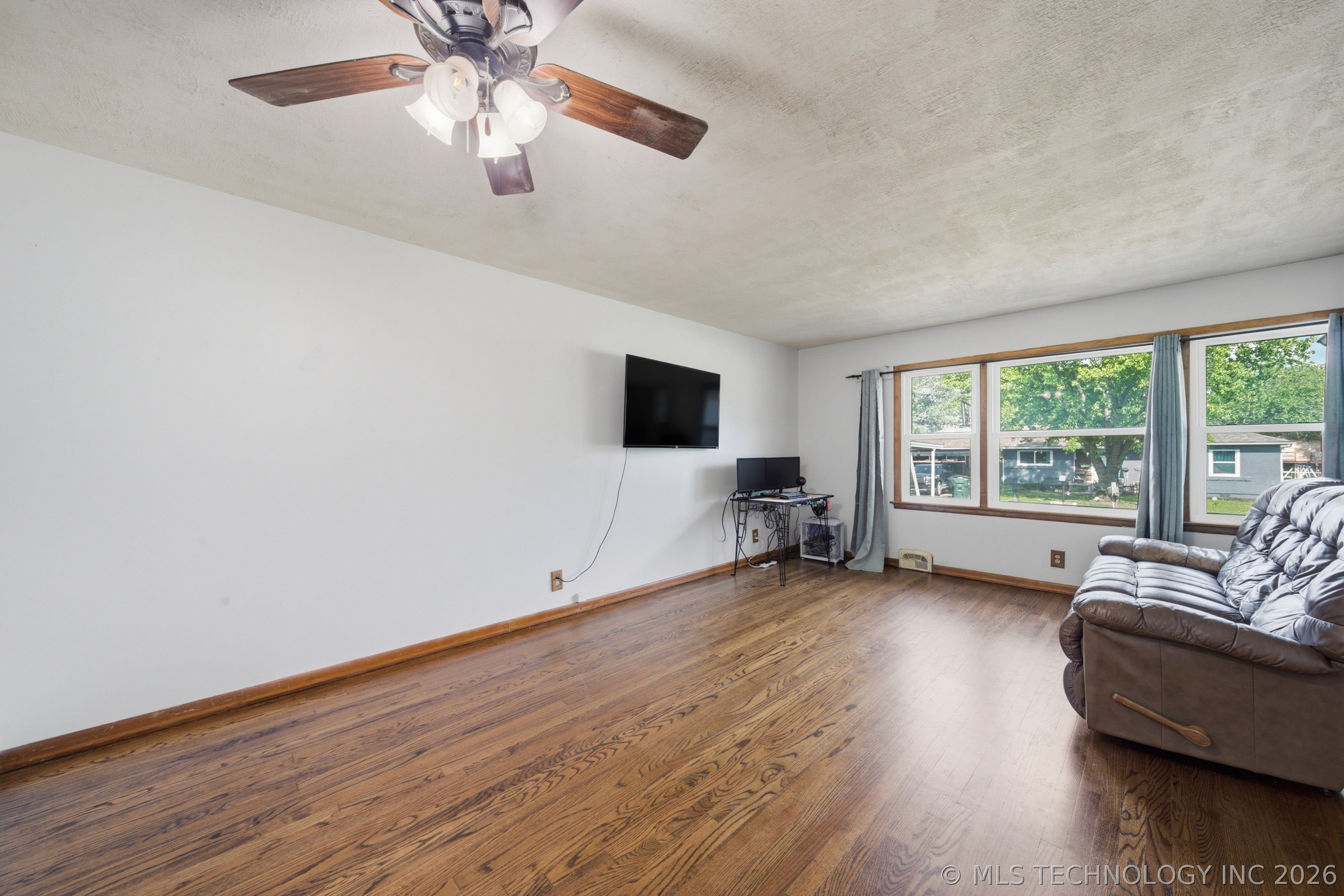 318 N 18th Street Collinsville OK 74021