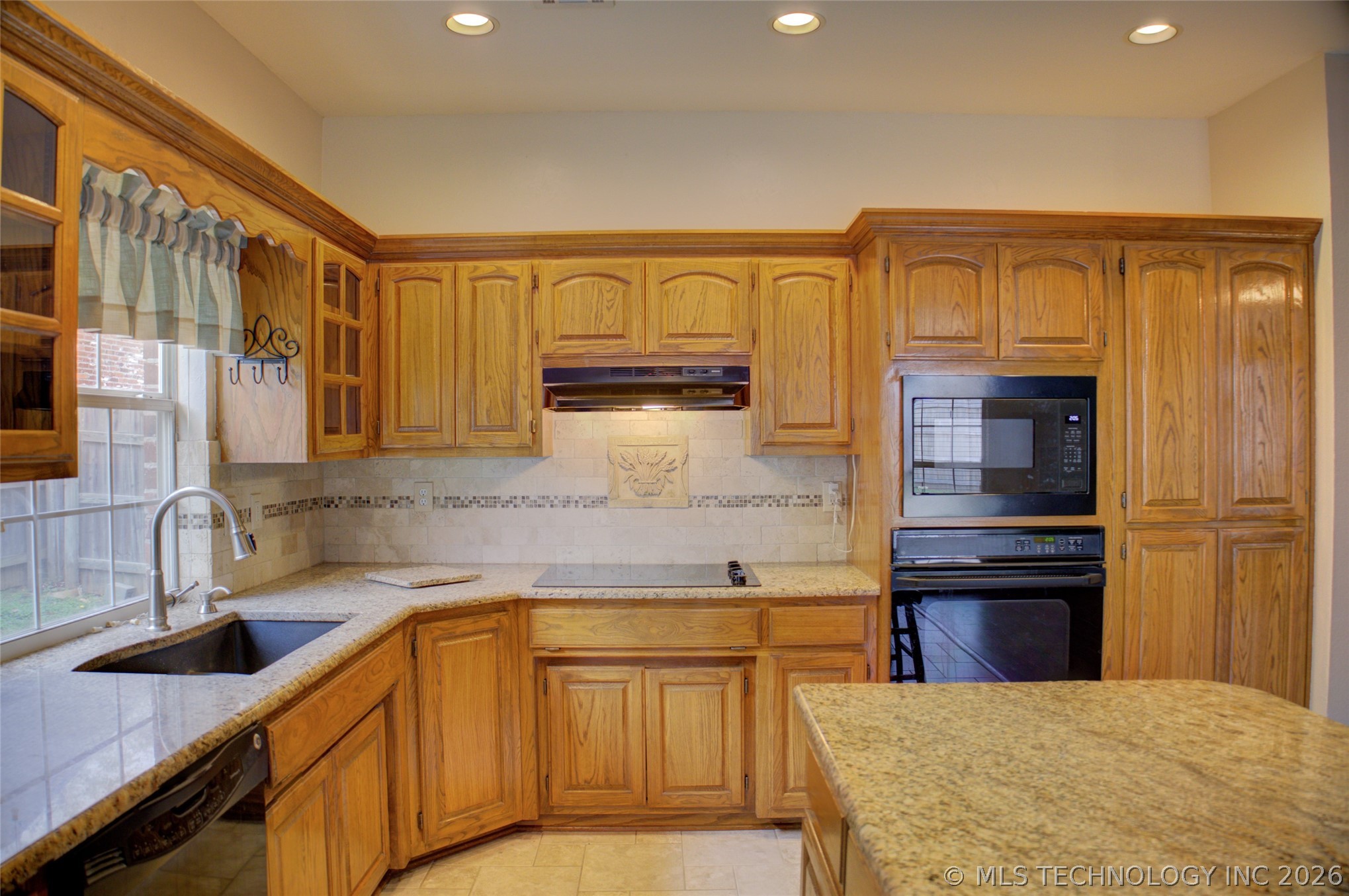 8518 E 97th Street Tulsa OK 74133