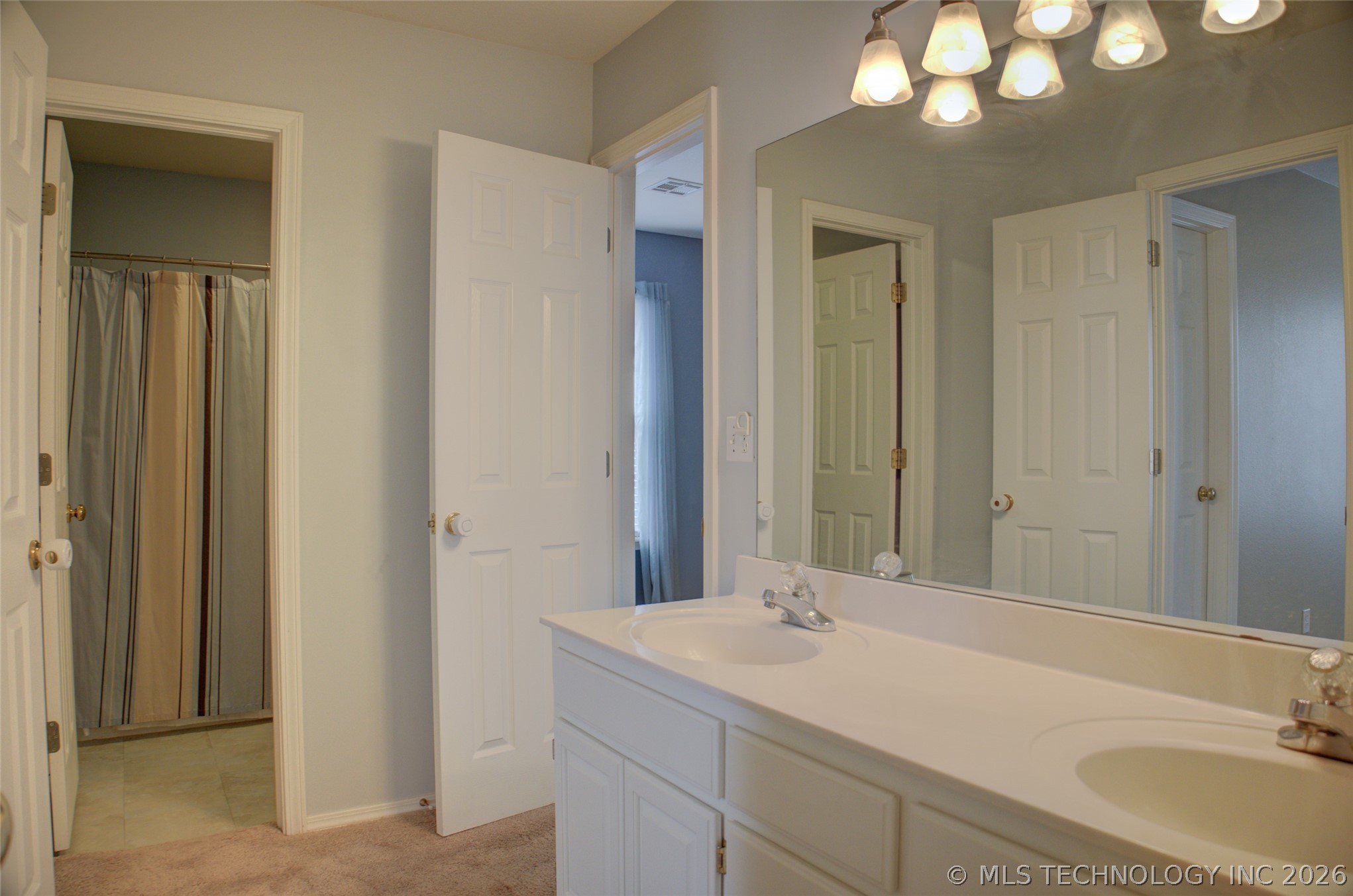 8518 E 97th Street Tulsa OK 74133