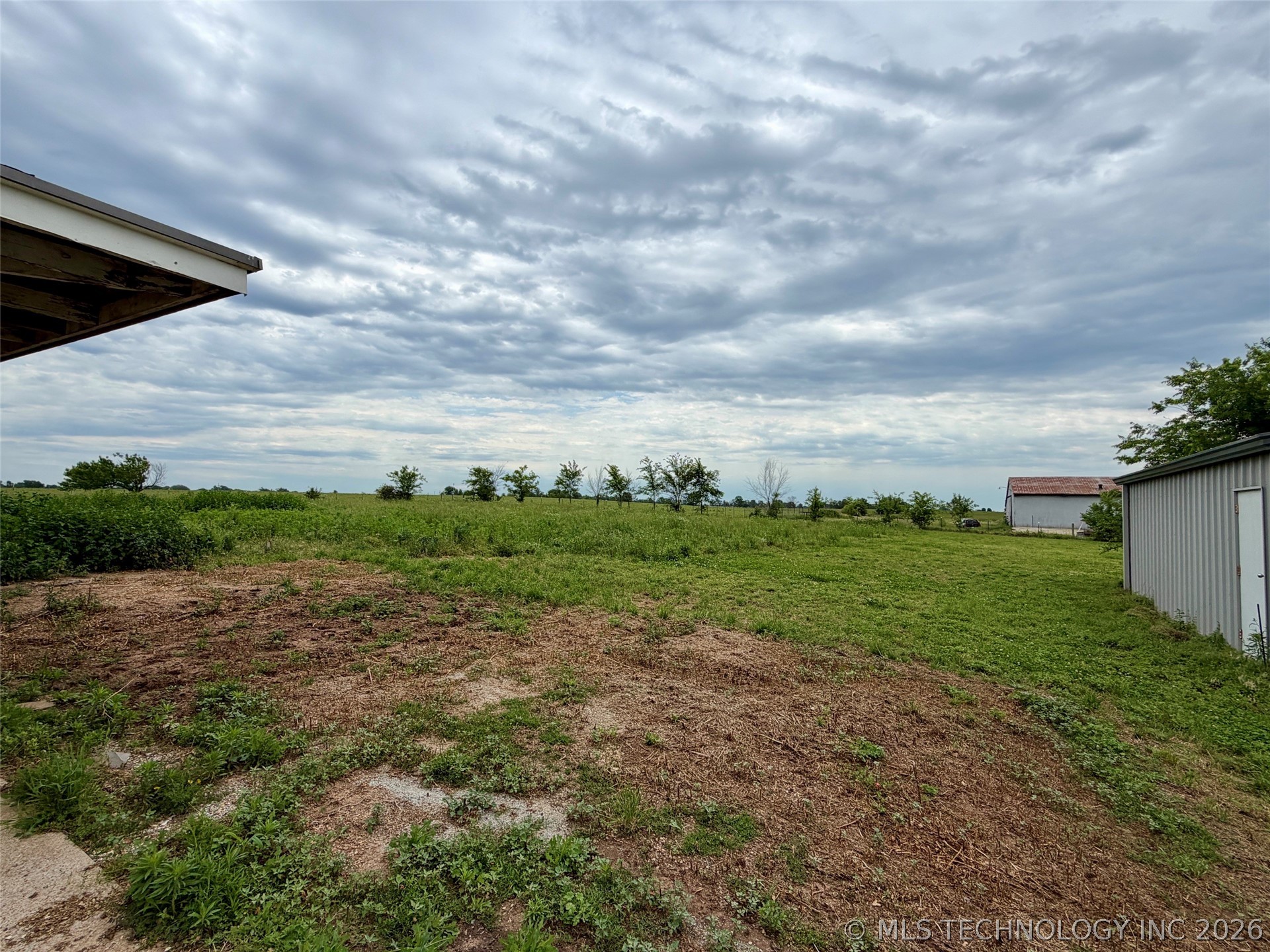 56601 E 150 Road Fairland OK 74343