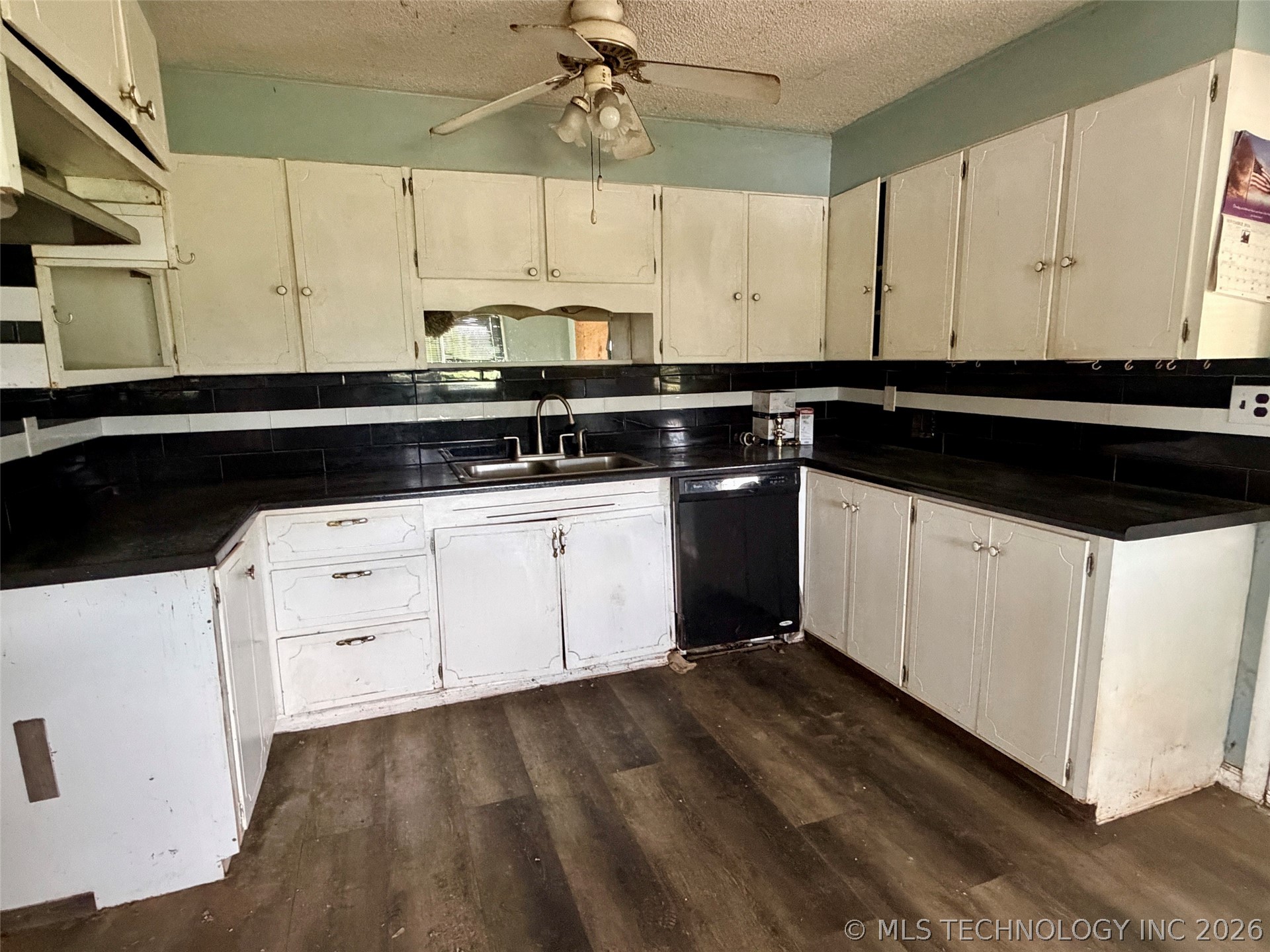 56601 E 150 Road Fairland OK 74343