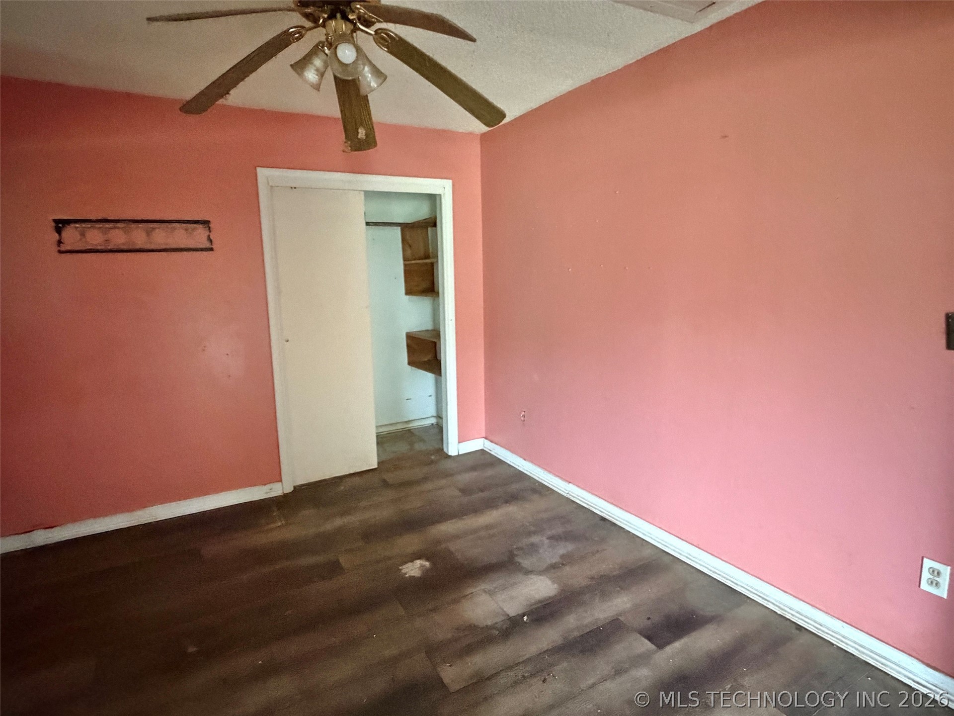 56601 E 150 Road Fairland OK 74343