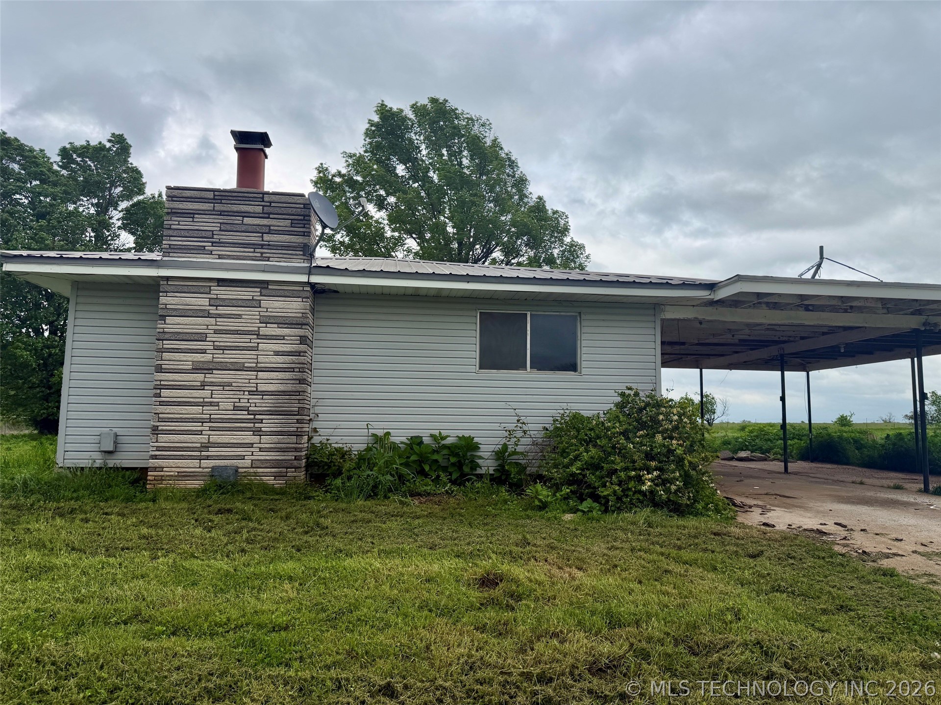56601 E 150 Road Fairland OK 74343