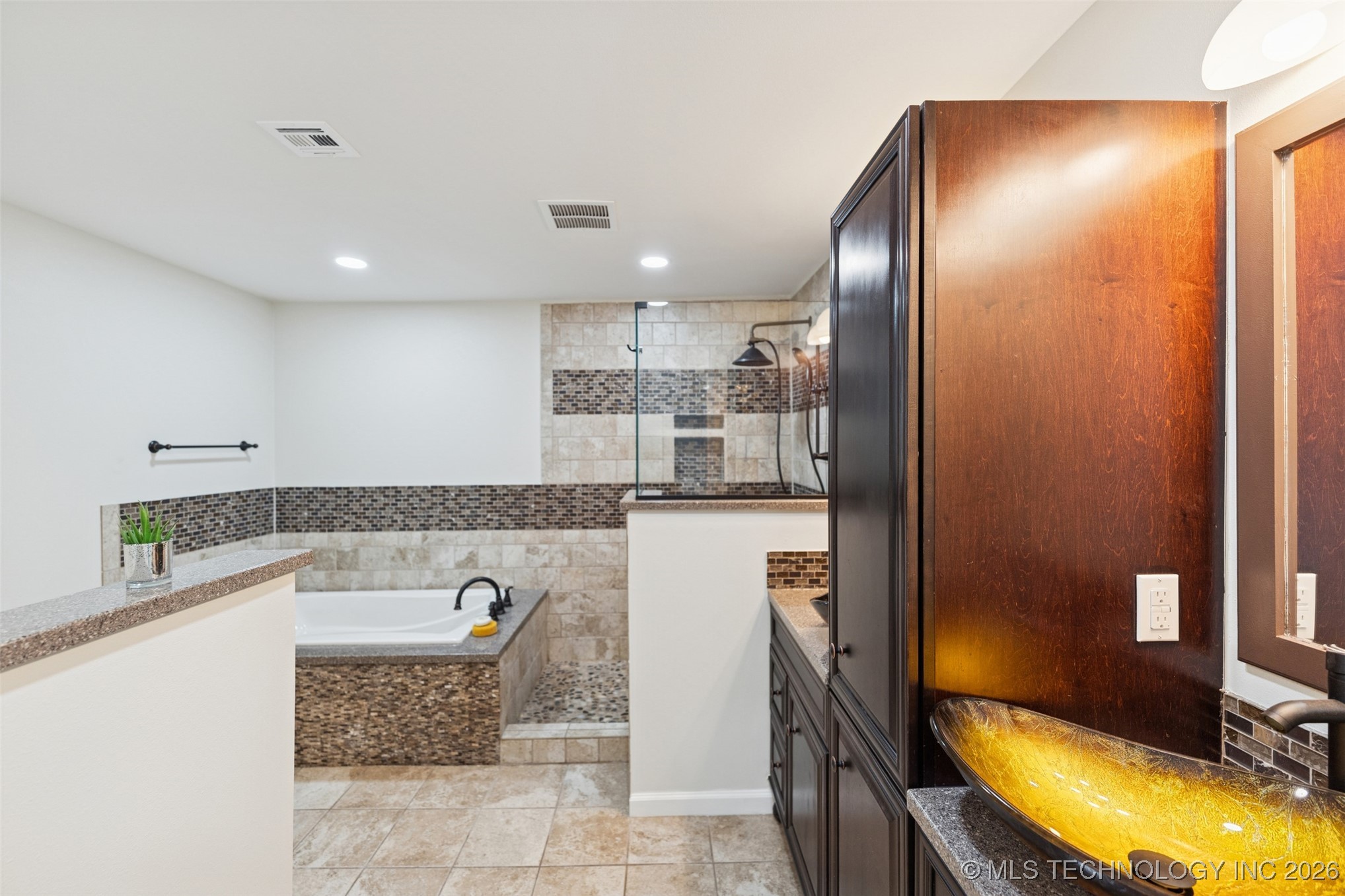 17065 Honeysuckle Lane Claremore OK 74019