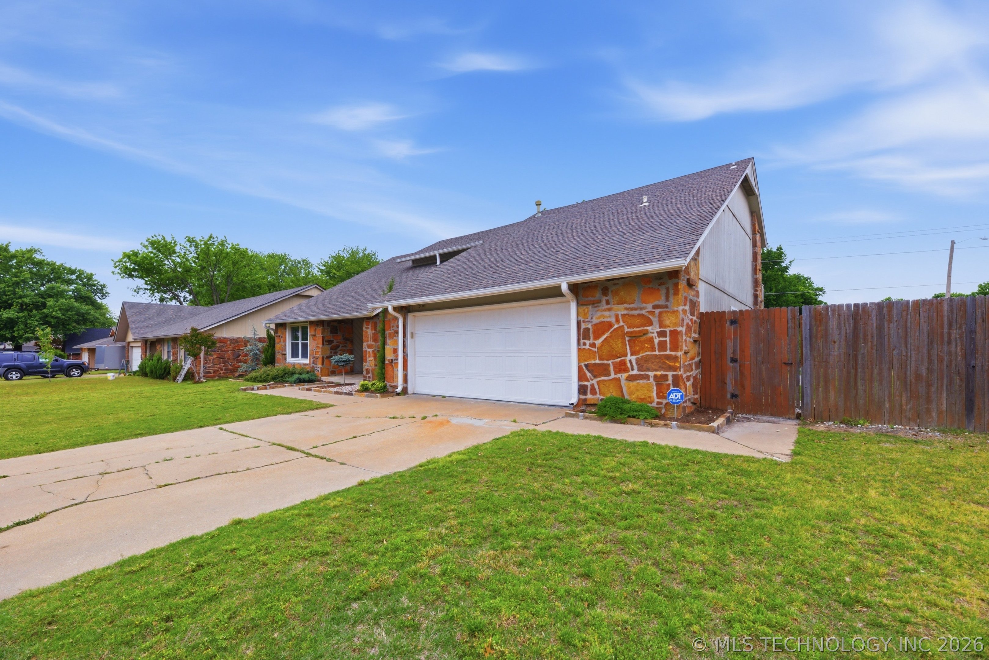 2400 W Washington Place Broken Arrow OK 74012