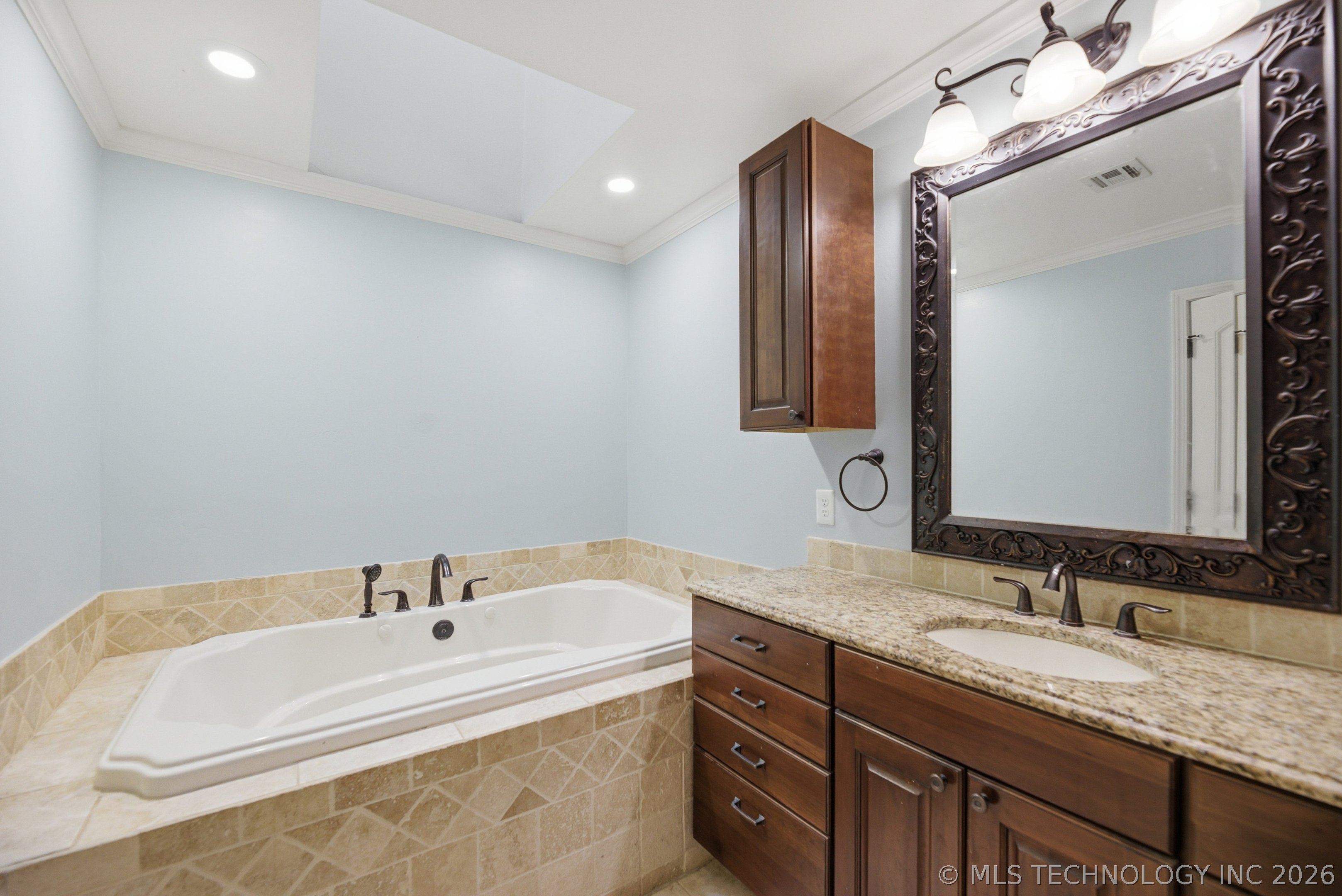 2400 W Washington Place Broken Arrow OK 74012