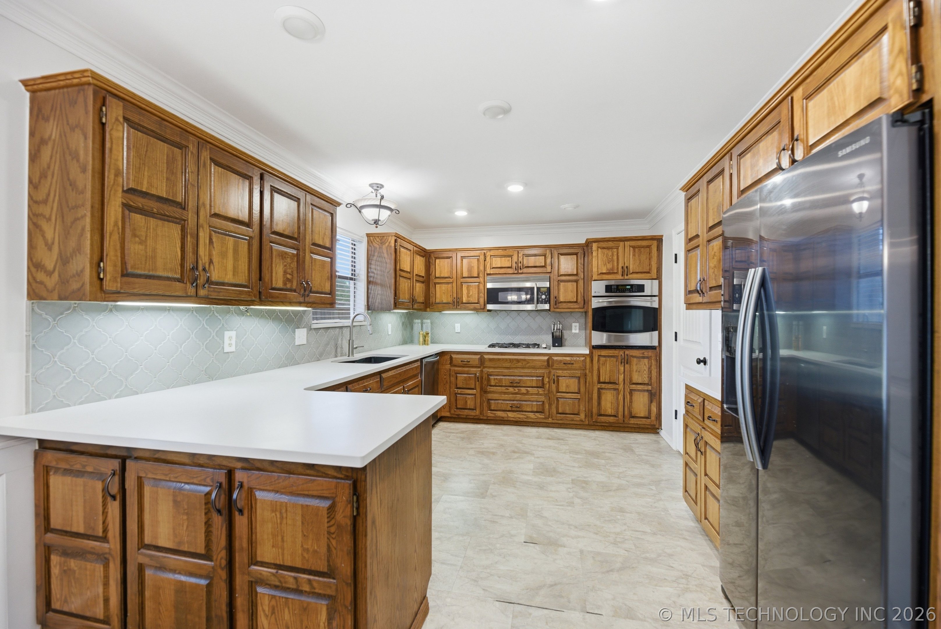 2400 W Washington Place Broken Arrow OK 74012