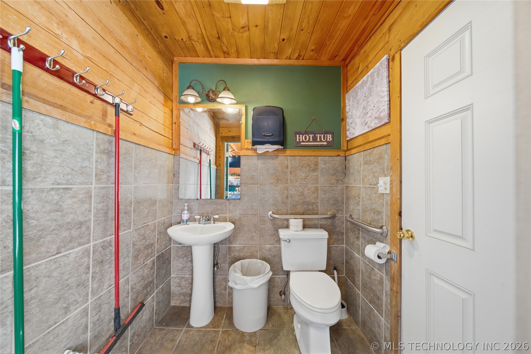 33635 Dock Road Ketchum OK 74331