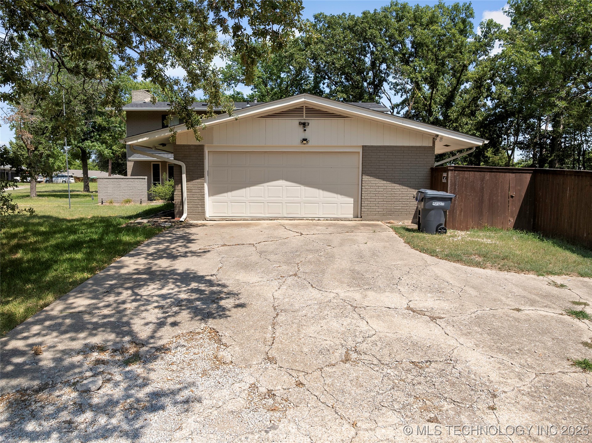 2222 Cloverleaf Place Ardmore OK 73401