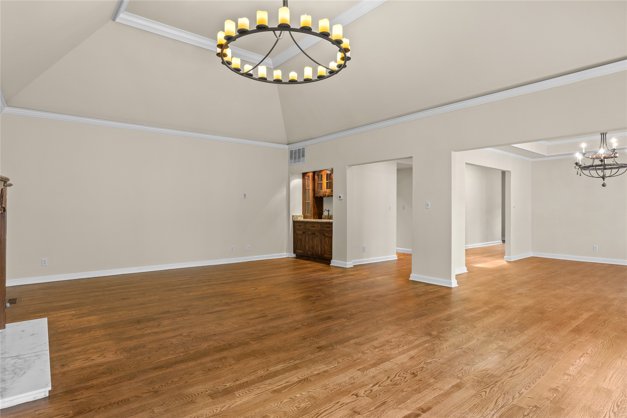 4807 S Yorktown Court Tulsa OK 74105