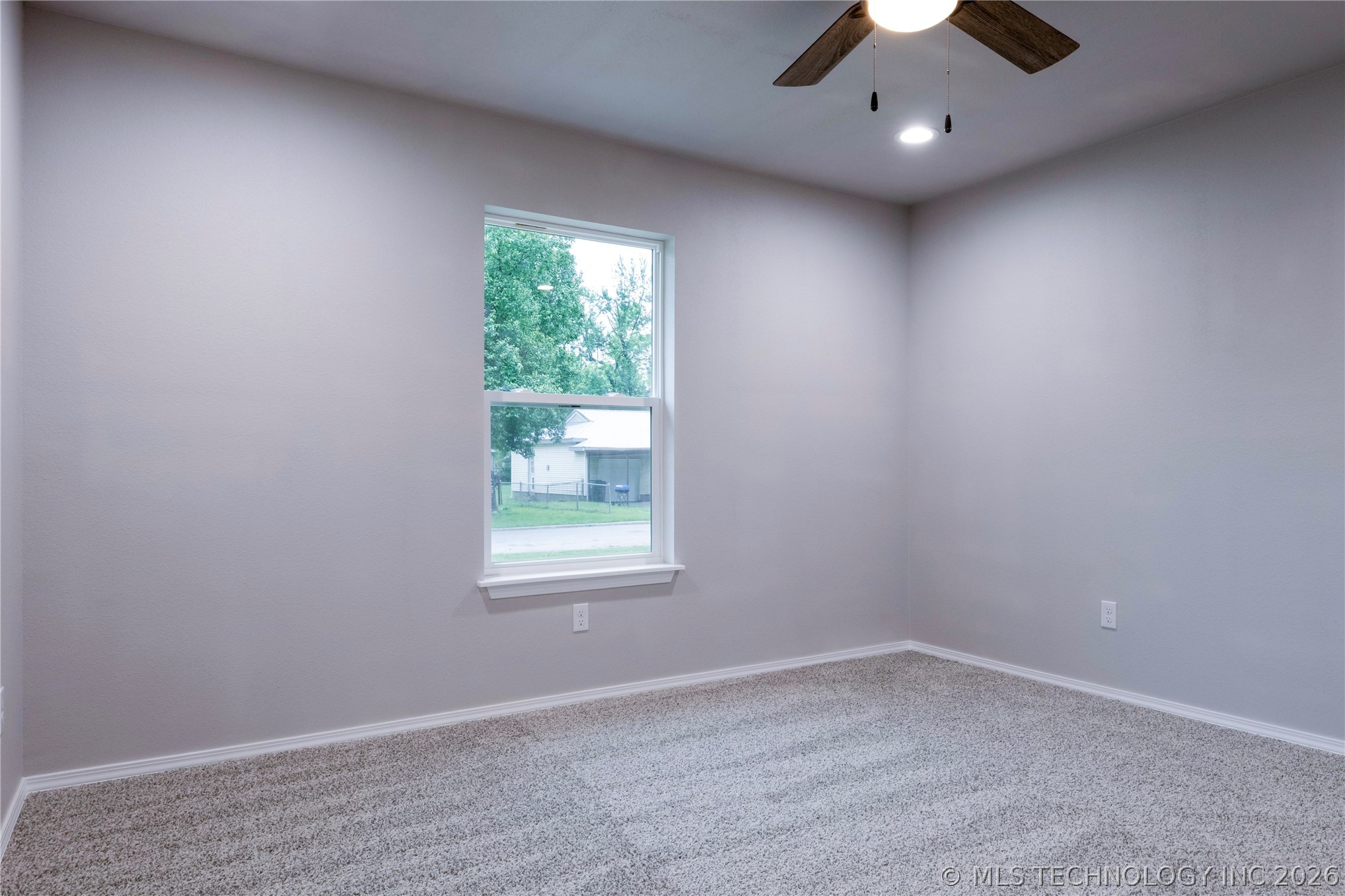 802 S Russell Street Skiatook OK 74070