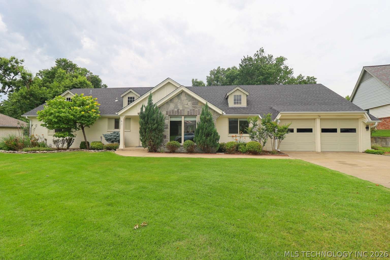5230 Irvington Place Tulsa OK 74135