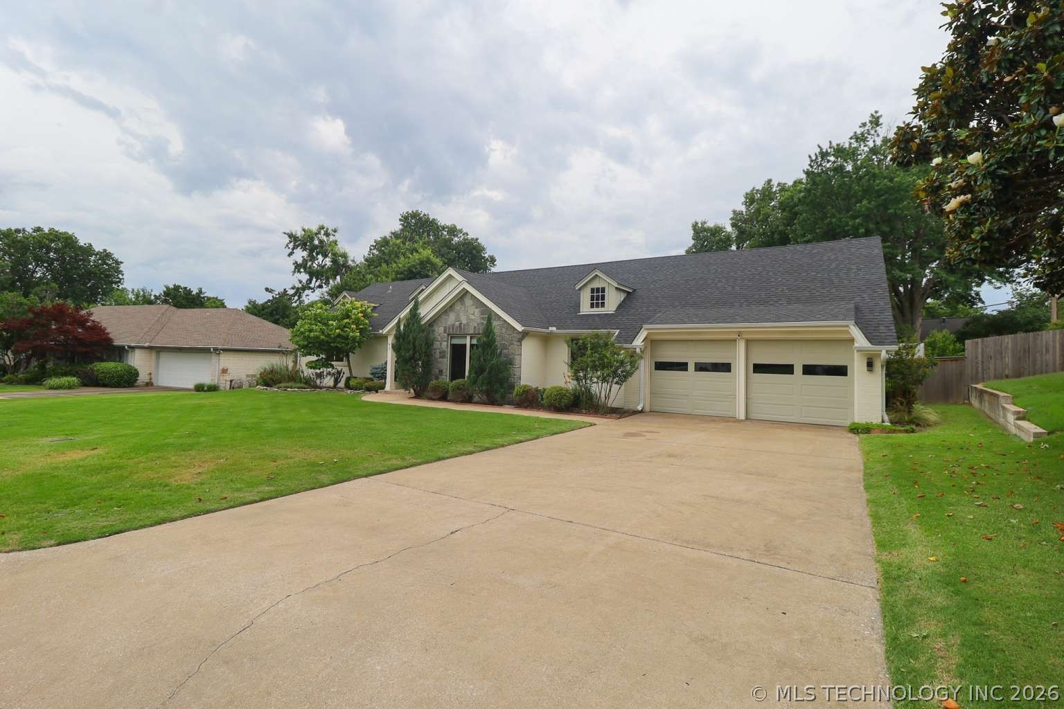 5230 Irvington Place Tulsa OK 74135