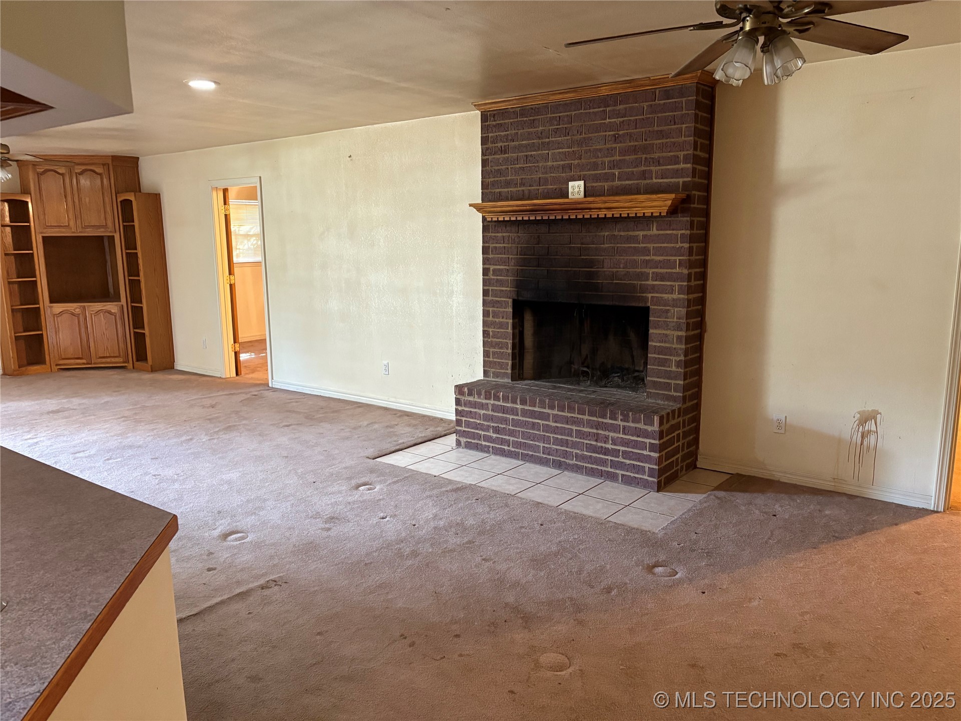 215 E Leecraft Colbert OK 74733