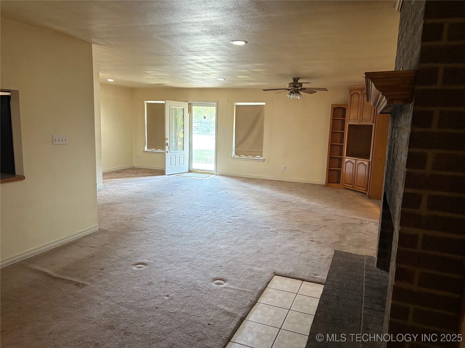 215 E Leecraft Colbert OK 74733