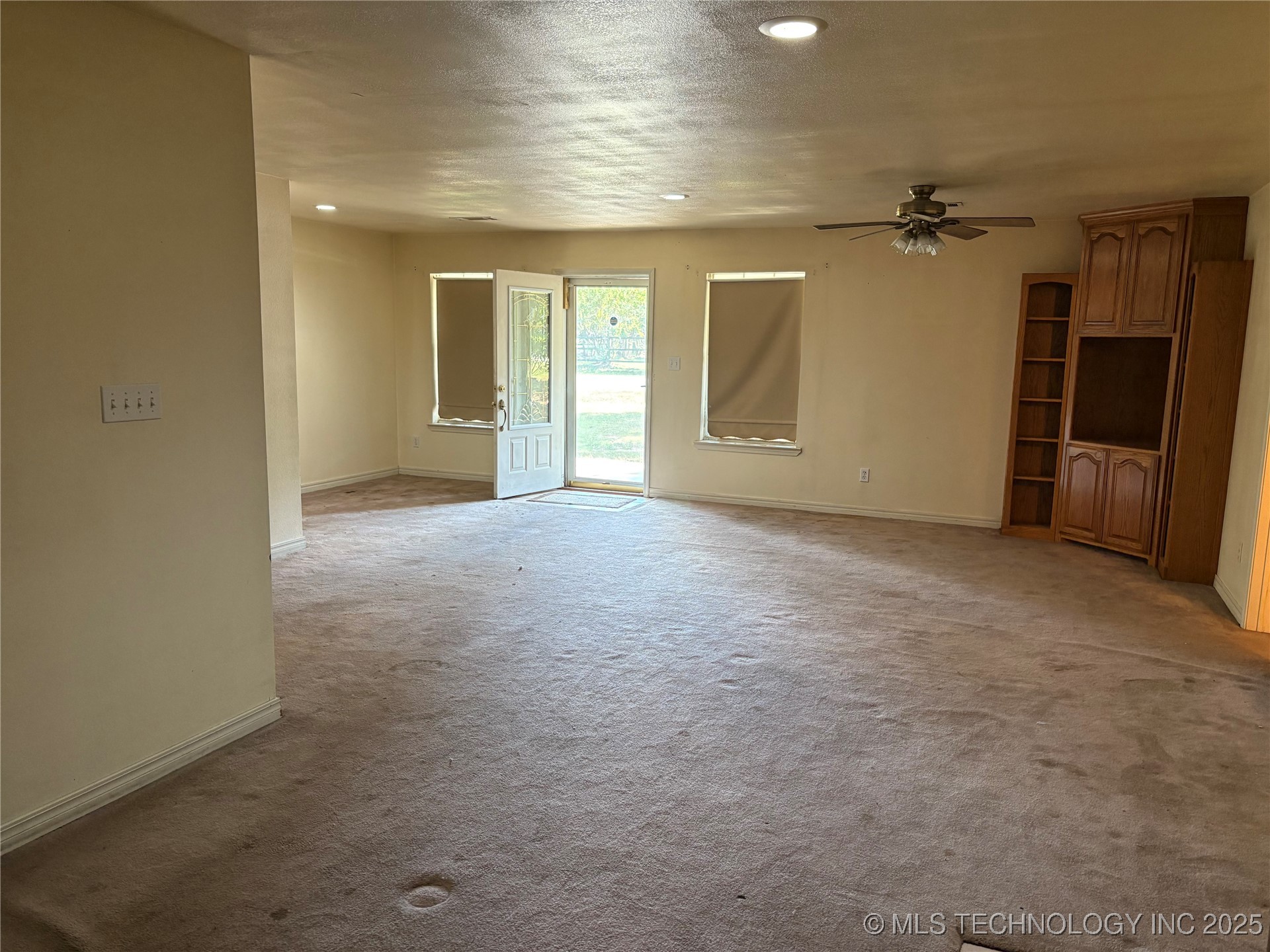 215 E Leecraft Colbert OK 74733
