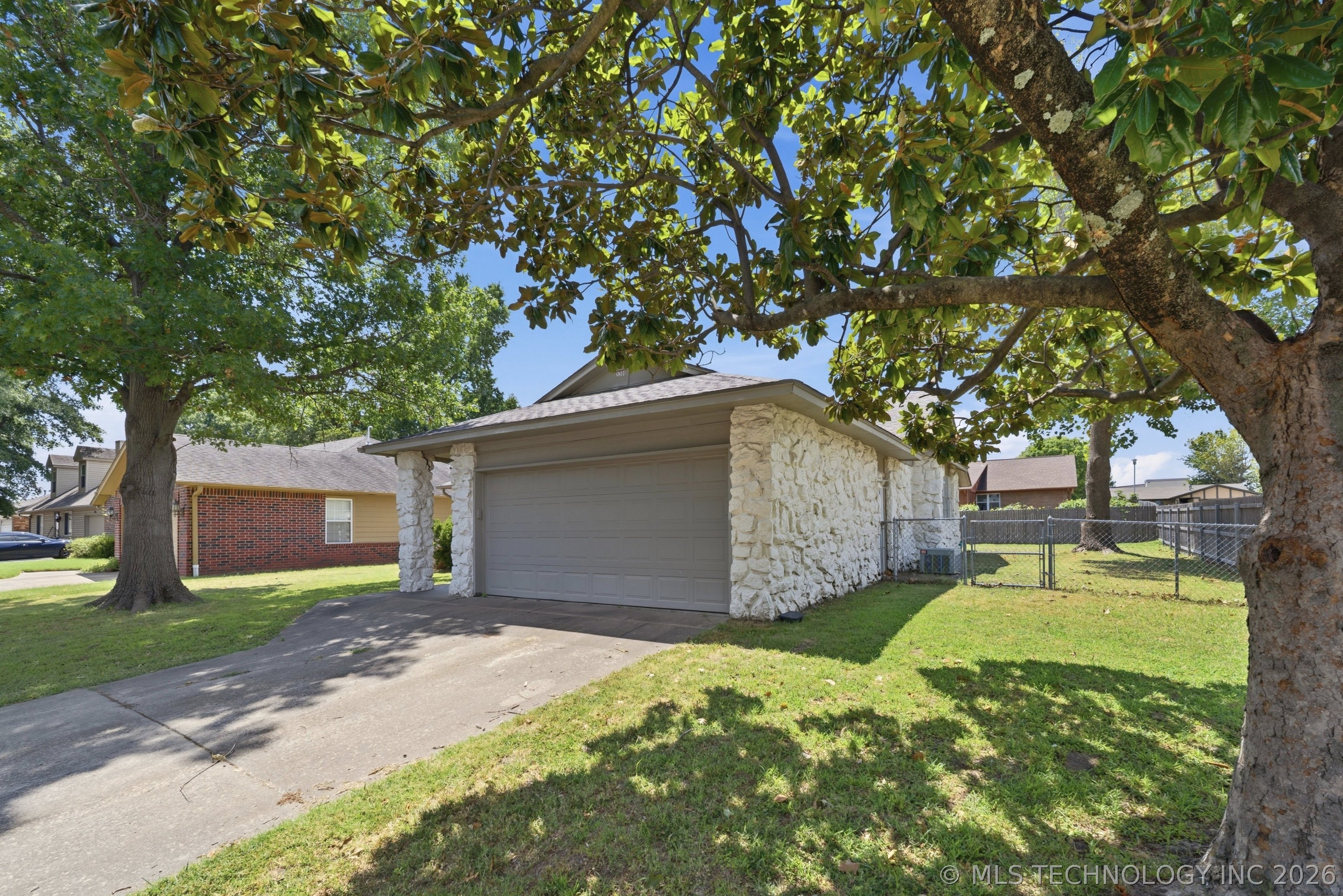 3300 S Ash Place Broken Arrow OK 74012