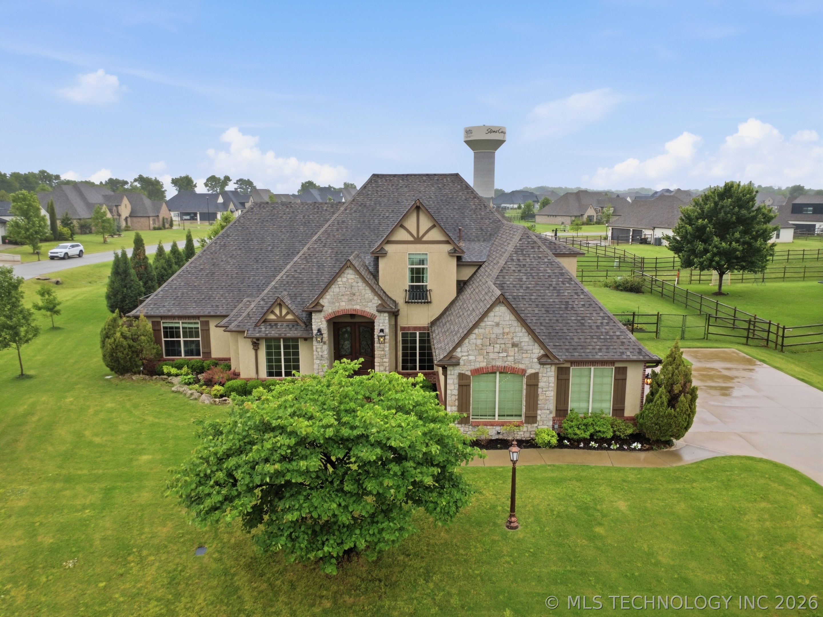 6302 N Twin Creeks Drive Owasso OK 74055