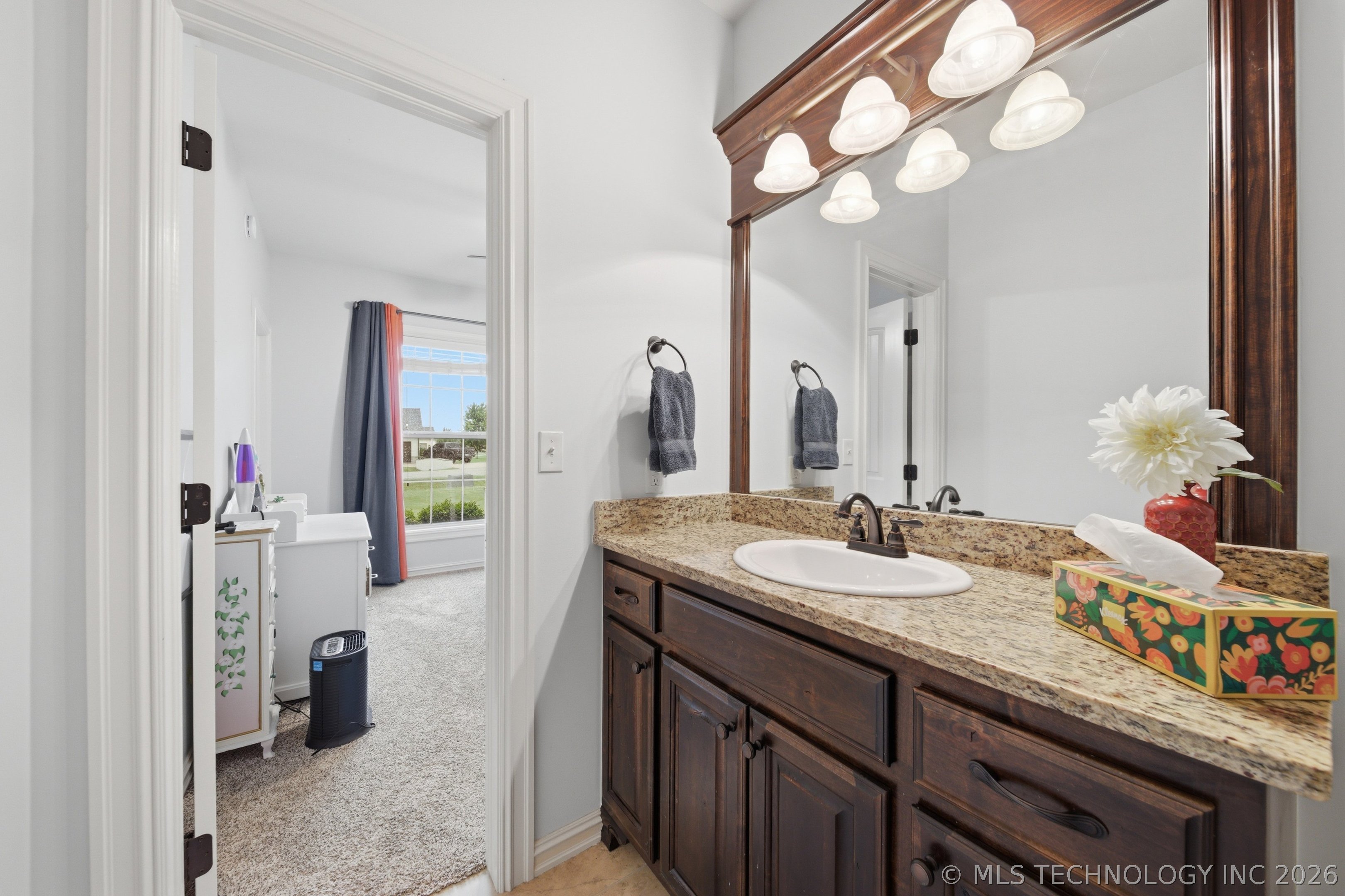 6302 N Twin Creeks Drive Owasso OK 74055