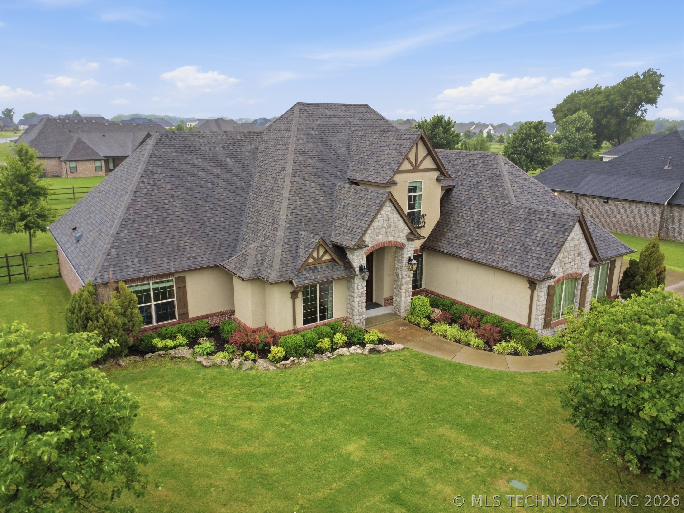 6302 N Twin Creeks Drive Owasso OK 74055