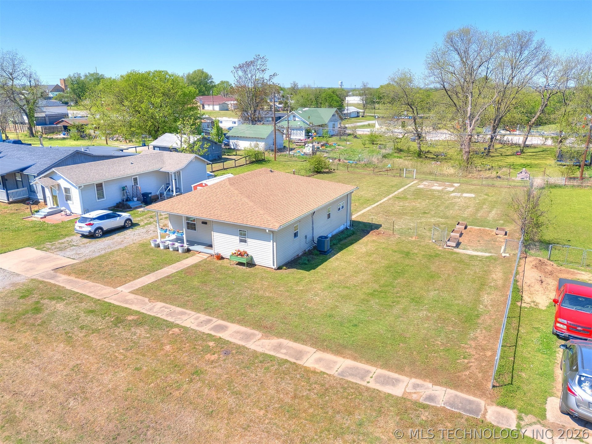 211 E 2nd Street Stroud OK 74079