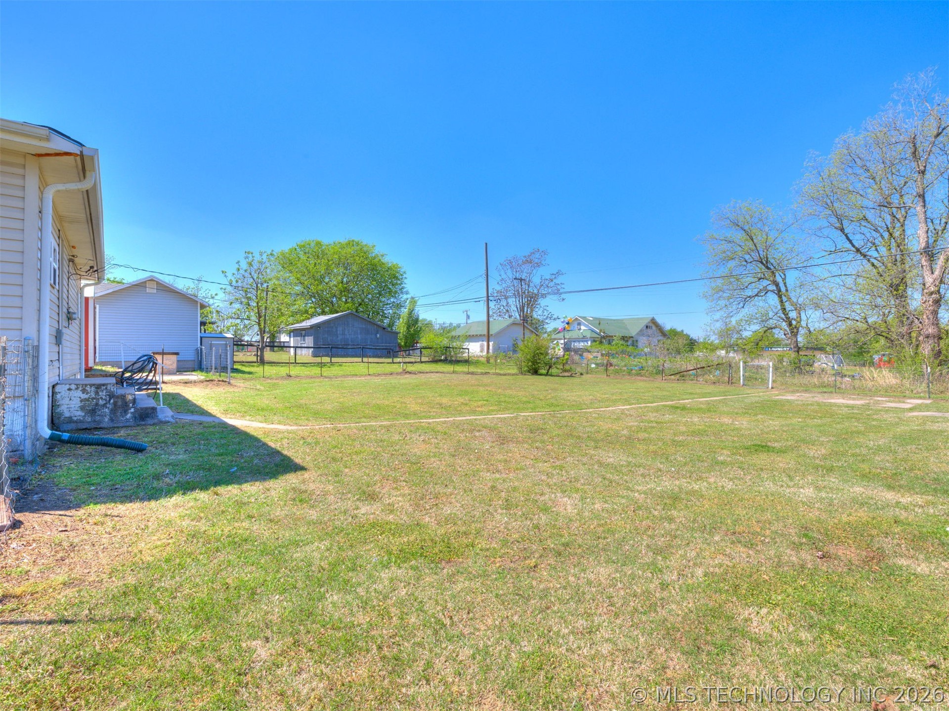 211 E 2nd Street Stroud OK 74079