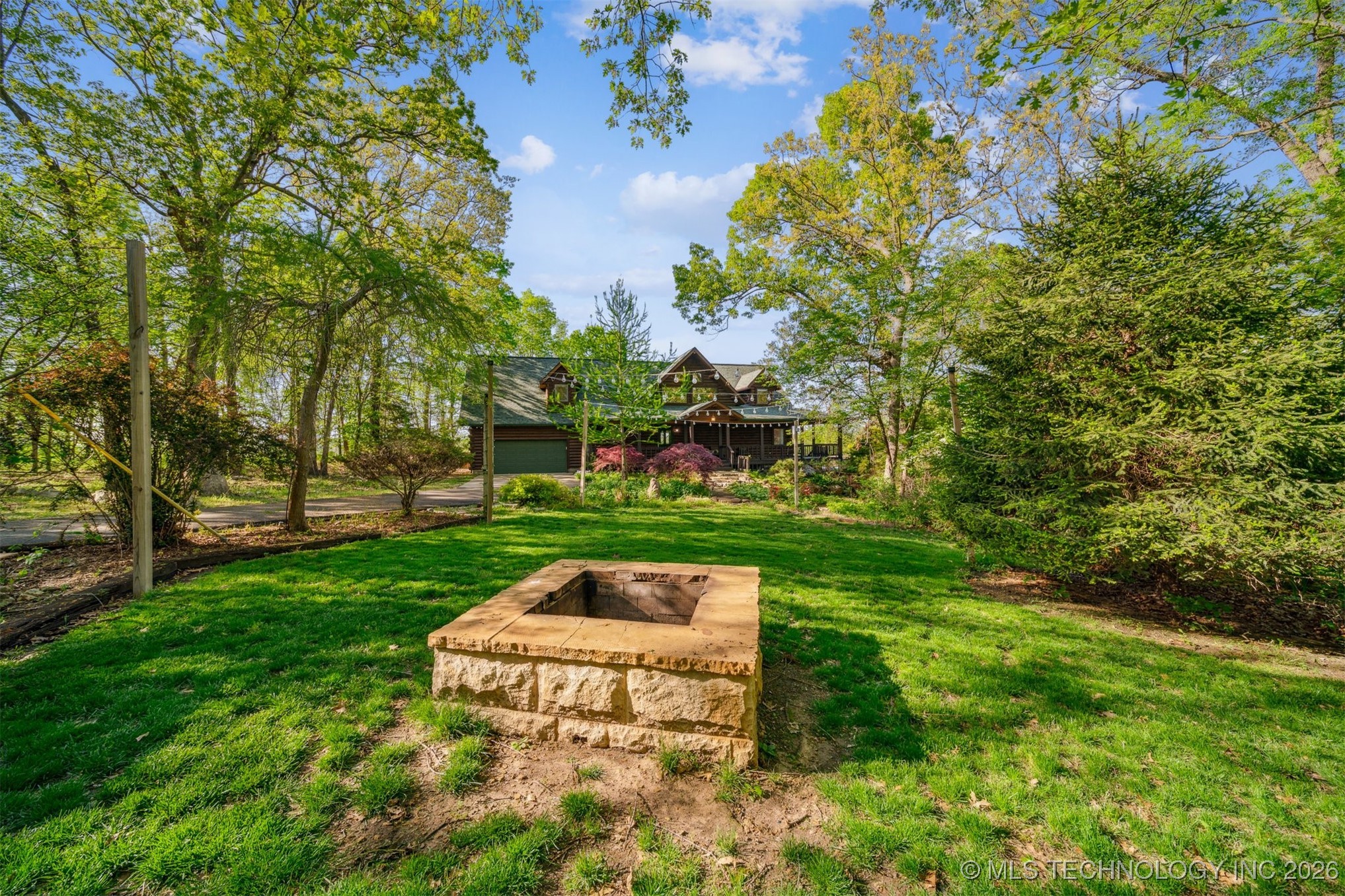 67250 E 260 Road Grove OK 74344