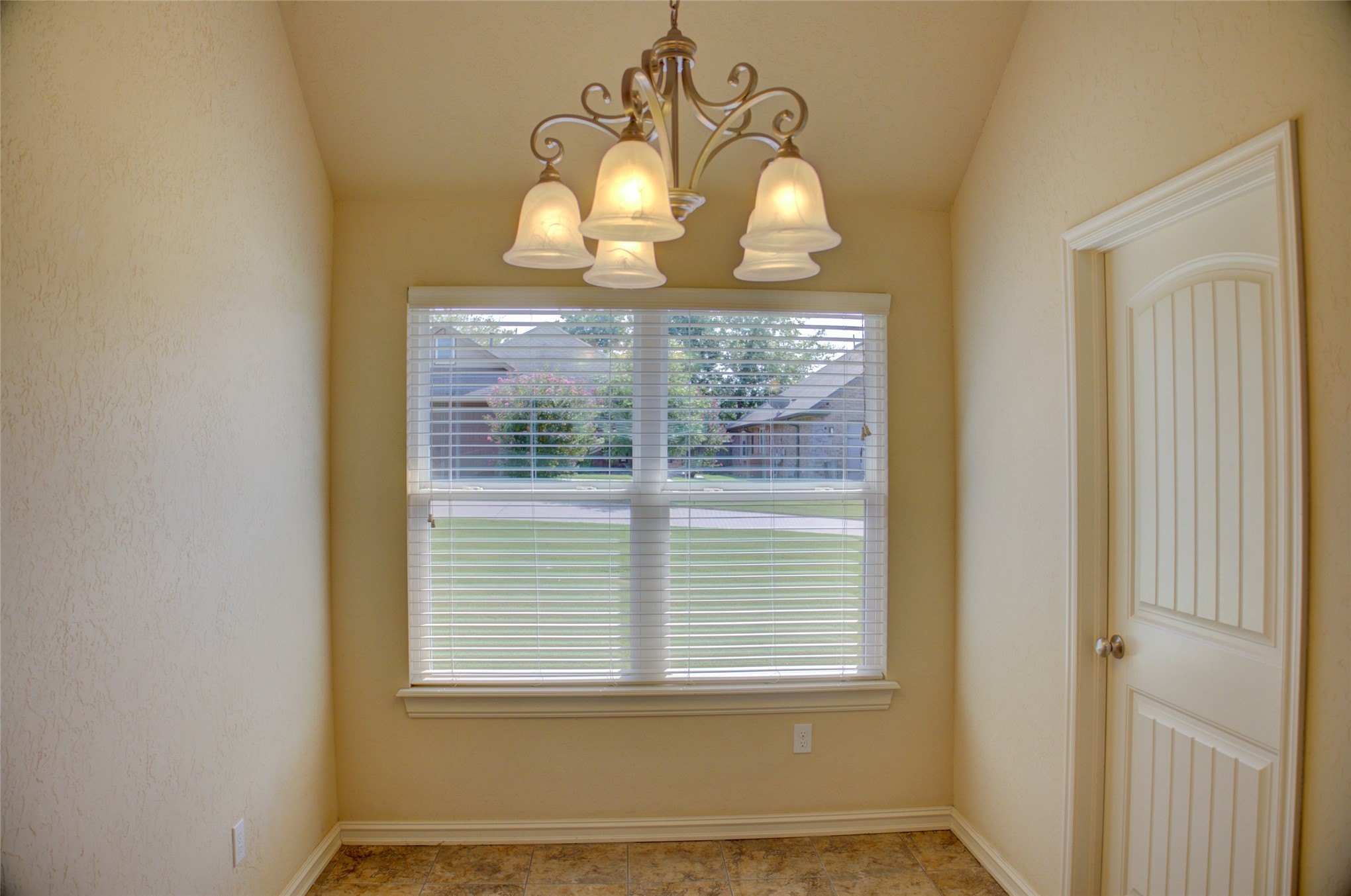 10715 Masters Circle Jenks OK 74037