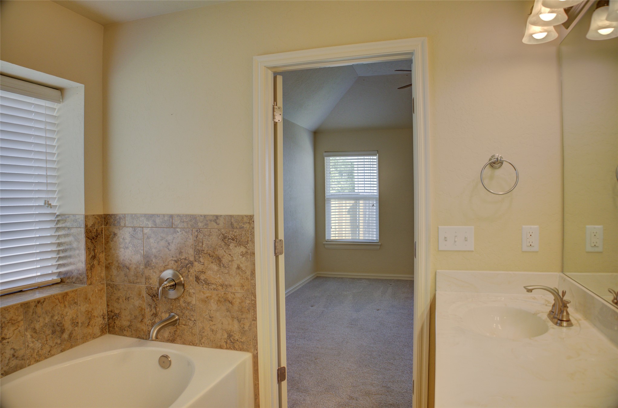 10715 Masters Circle Jenks OK 74037