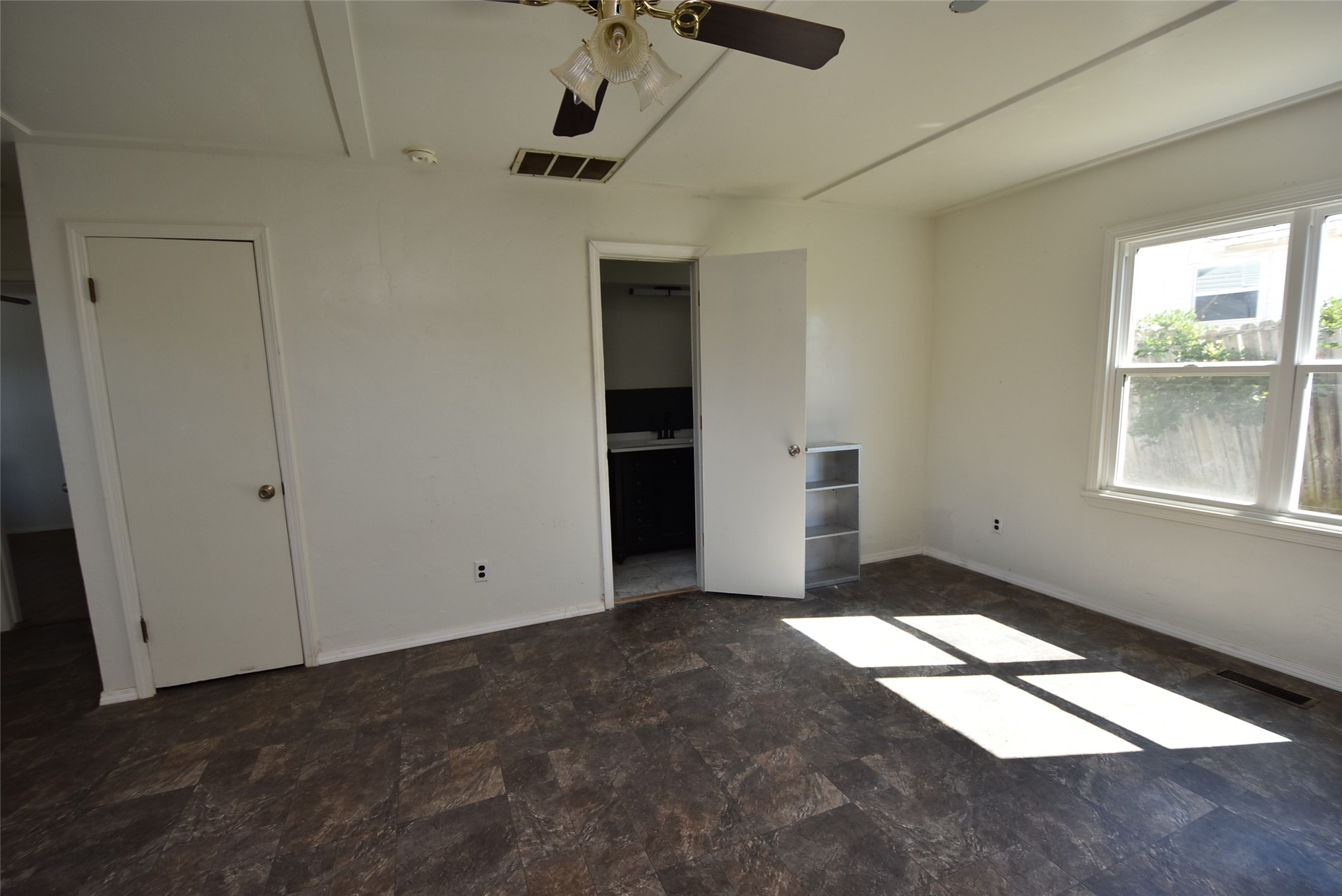 1323 Roosevelt Street Seminole OK 74868