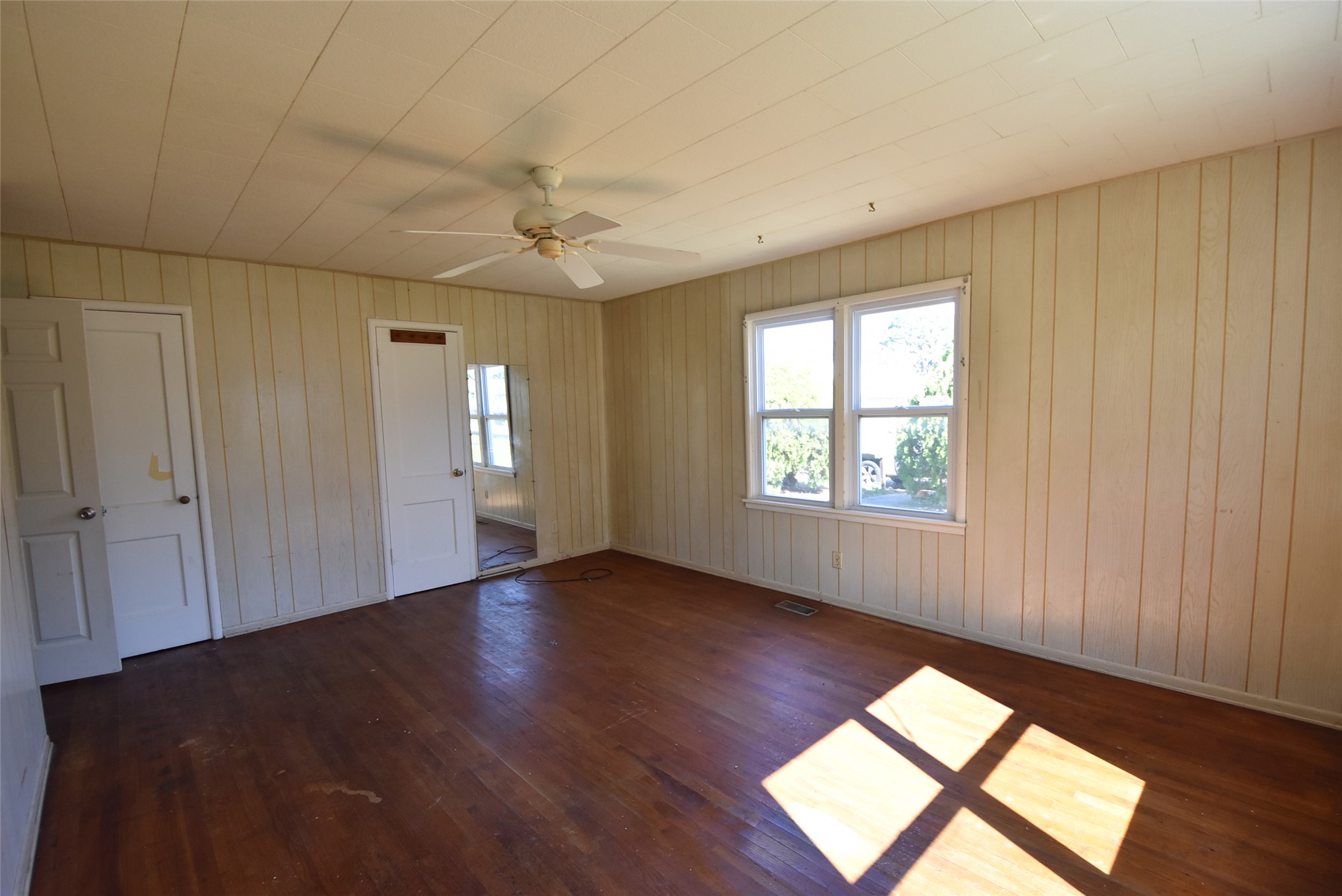 1323 Roosevelt Street Seminole OK 74868