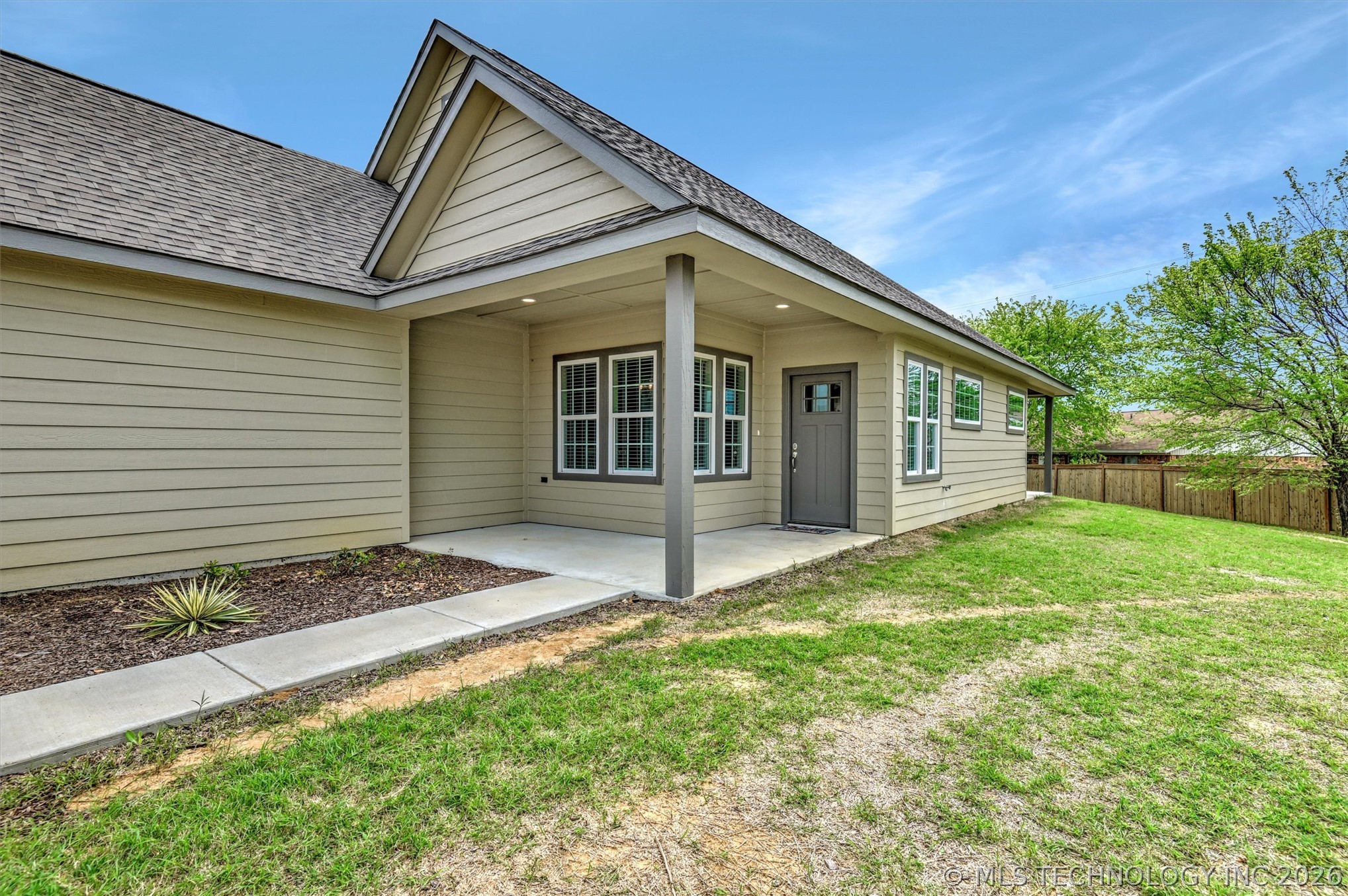 1178 Wild Indigo Circle Calera OK 74730