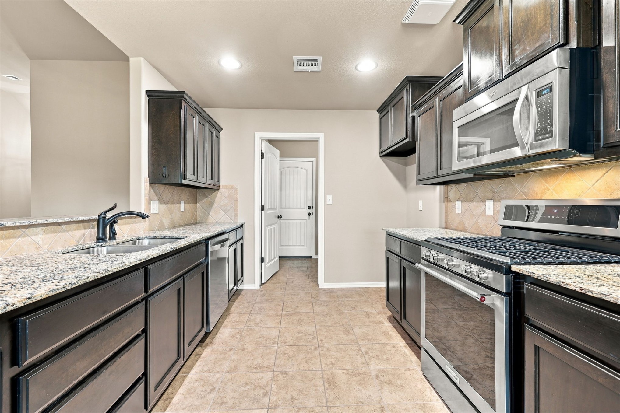 4010 W 104th Court S Jenks OK 74037