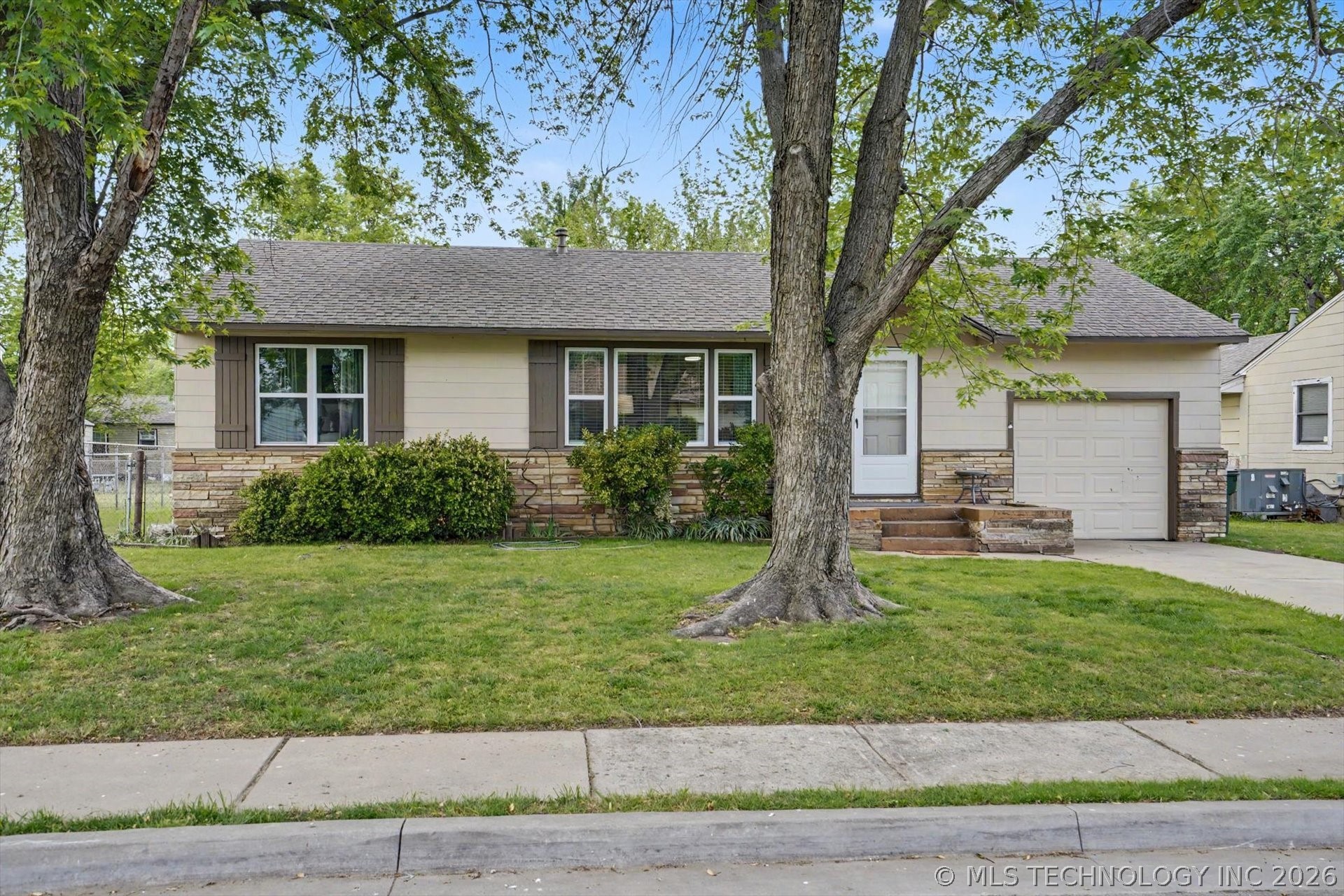 106 W 7th Street Owasso OK 74055