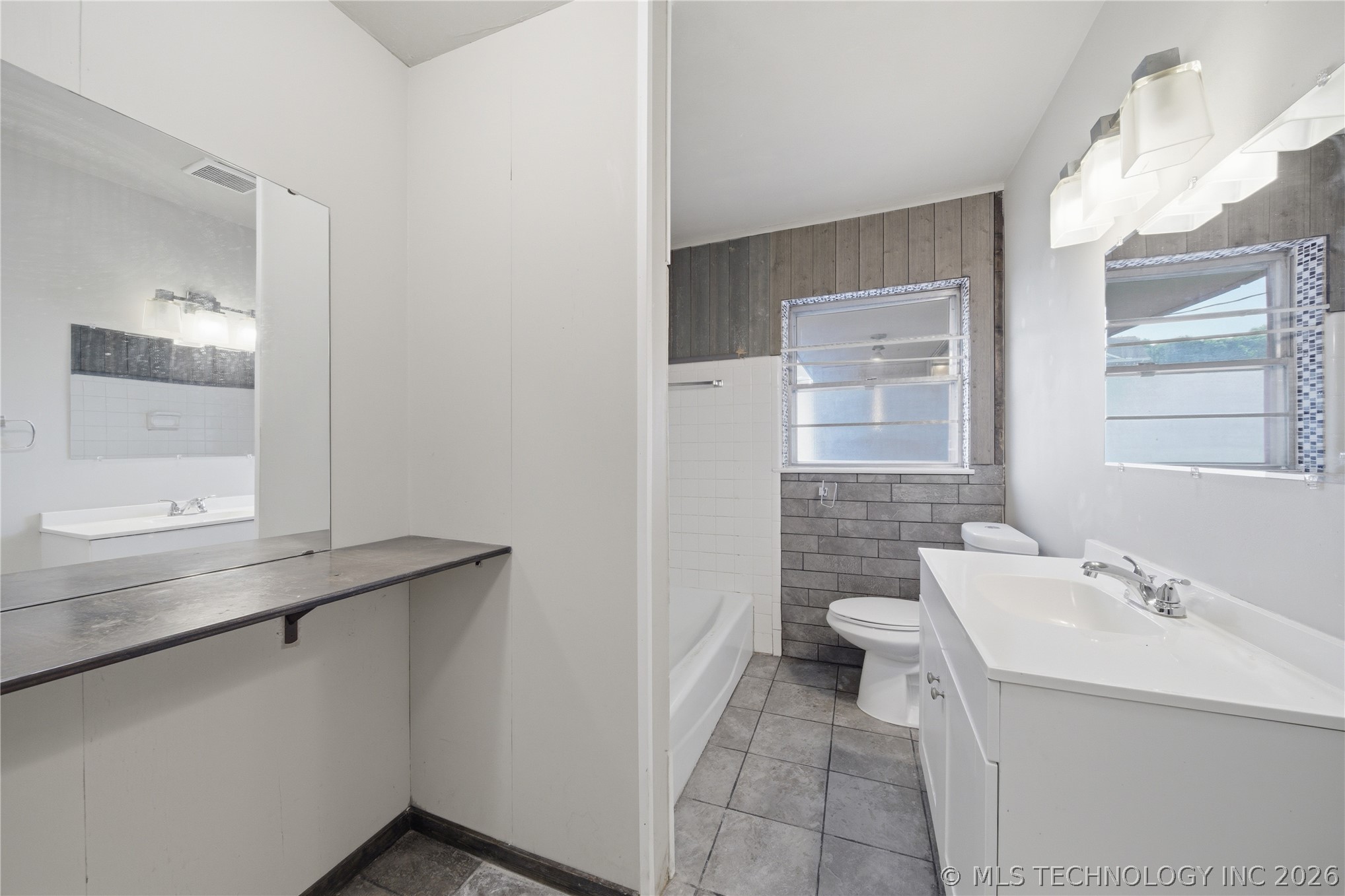 2704 E 4th Street Tulsa OK 74104